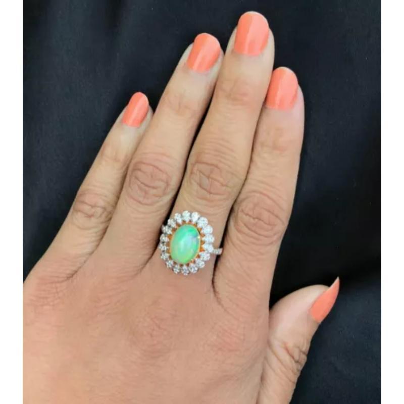 Pave Diamond Opal Ring in 14k Gold In New Condition For Sale In Chicago, IL