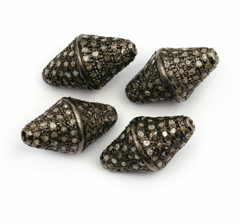 Collier de perles ovales en argent 925 et diamants pavés perles en forme de cône. Neuf - En vente à Chicago, IL