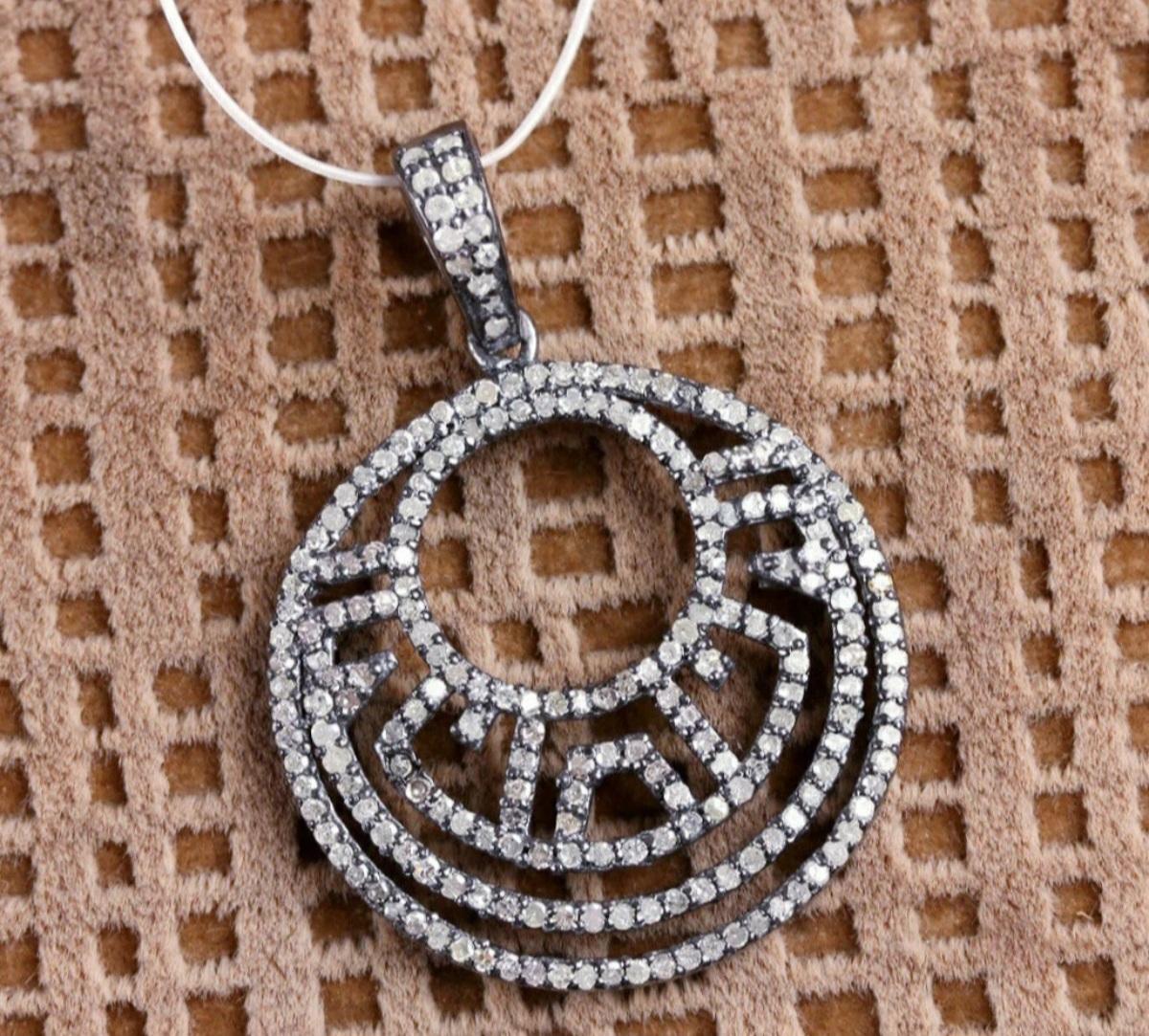 Pave Diamond Pendant Findings 925 Sterling Silver Round Handmade Pendant. In New Condition For Sale In Chicago, IL