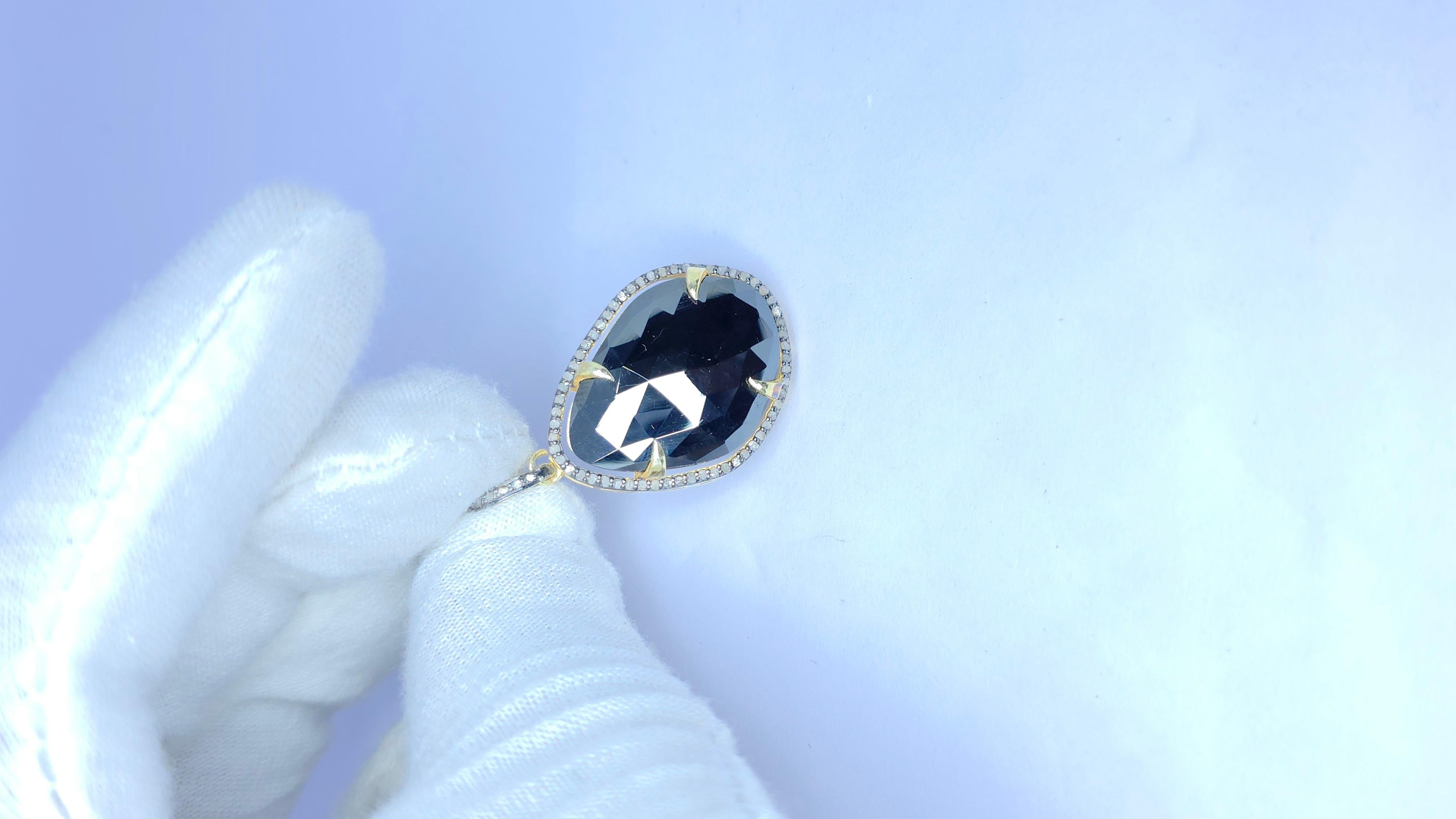 Pave Diamond Pendant With Natural Spinel 925 Silver Antique Pendant. In New Condition For Sale In Chicago, IL