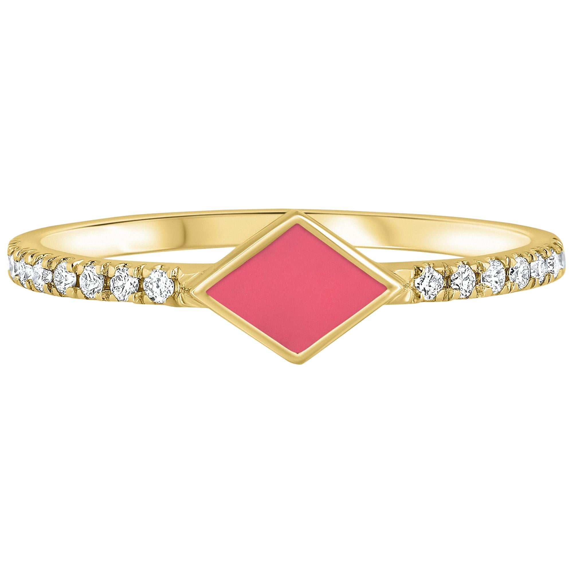 En vente :  Bague losange en émail rose avec diamant pavé en or jaune 14K, Shlomit Rogel