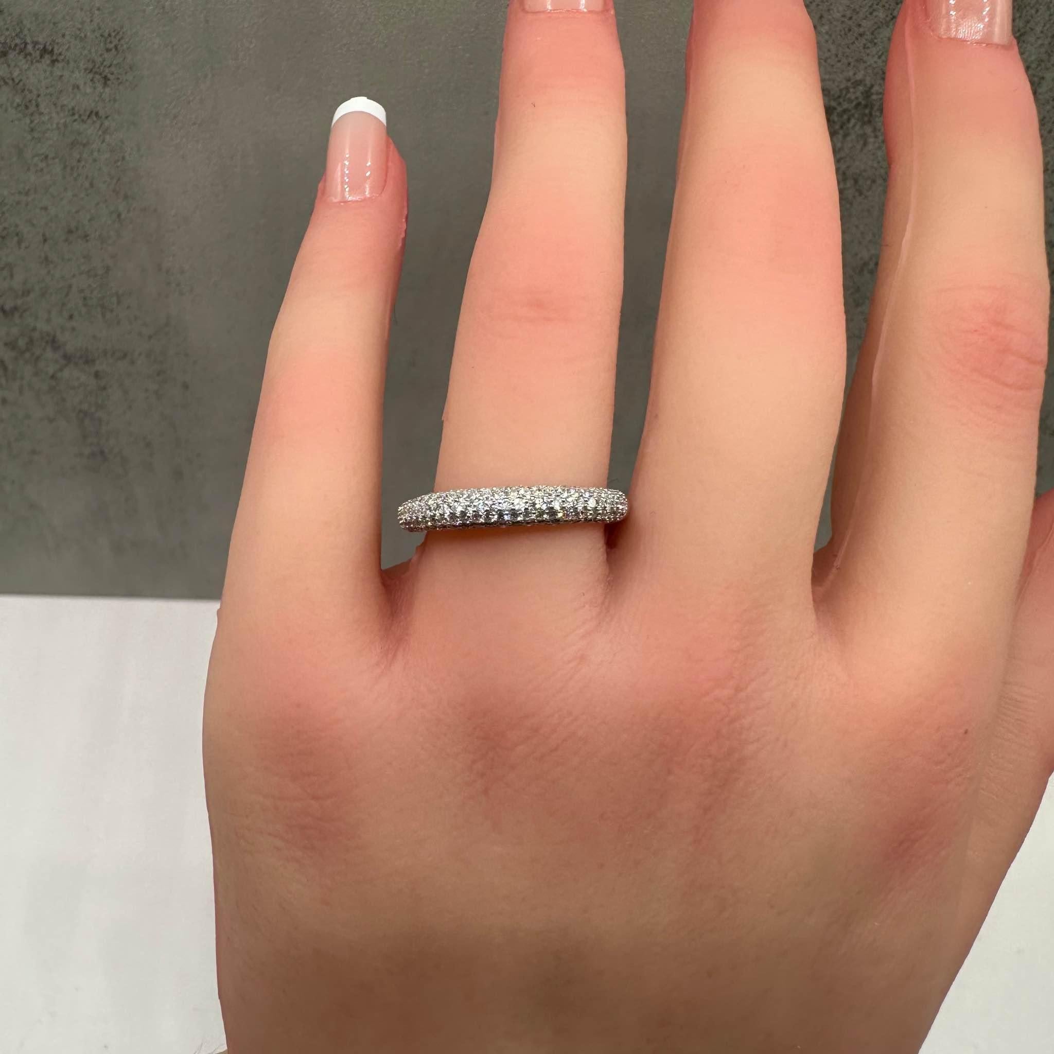 Pave Diamantring aus 14kt Weißgold - 0,8ctw GH SI runde Diamanten, Größe 7,75 im Zustand „Neu“ im Angebot in West Hempstead, NY