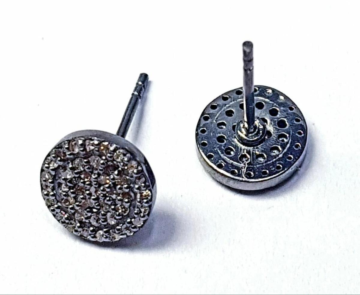 Pave Diamond Round Tops 925 Silver Stud Earring Gioielli di diamanti Regalo di San Valentino. in vendita 1