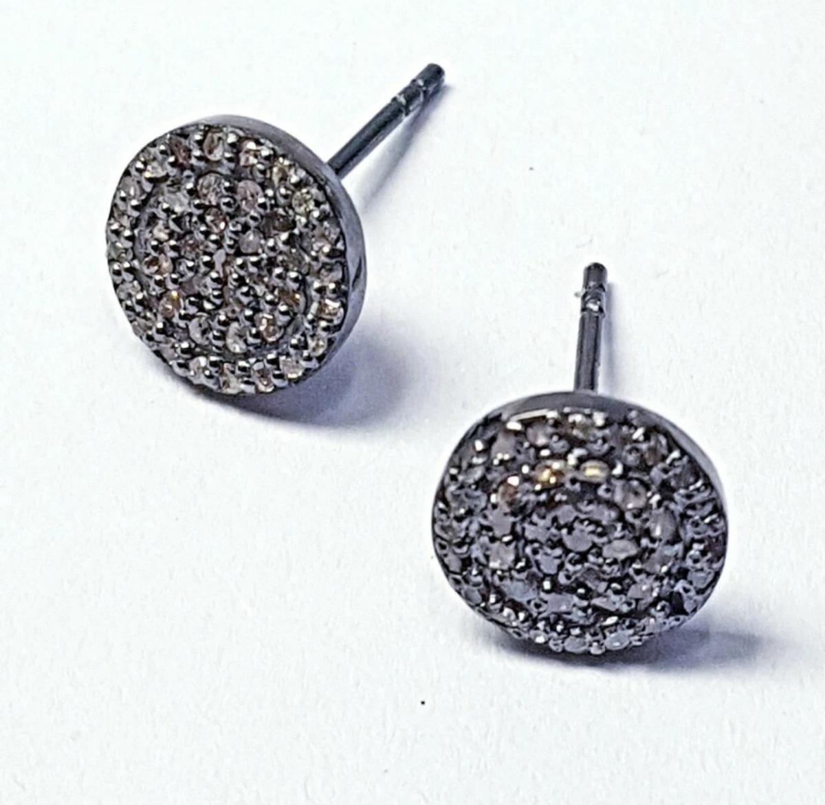 Pave Diamond Round Tops 925 Silver Stud Earring Gioielli di diamanti Regalo di San Valentino. in vendita 2