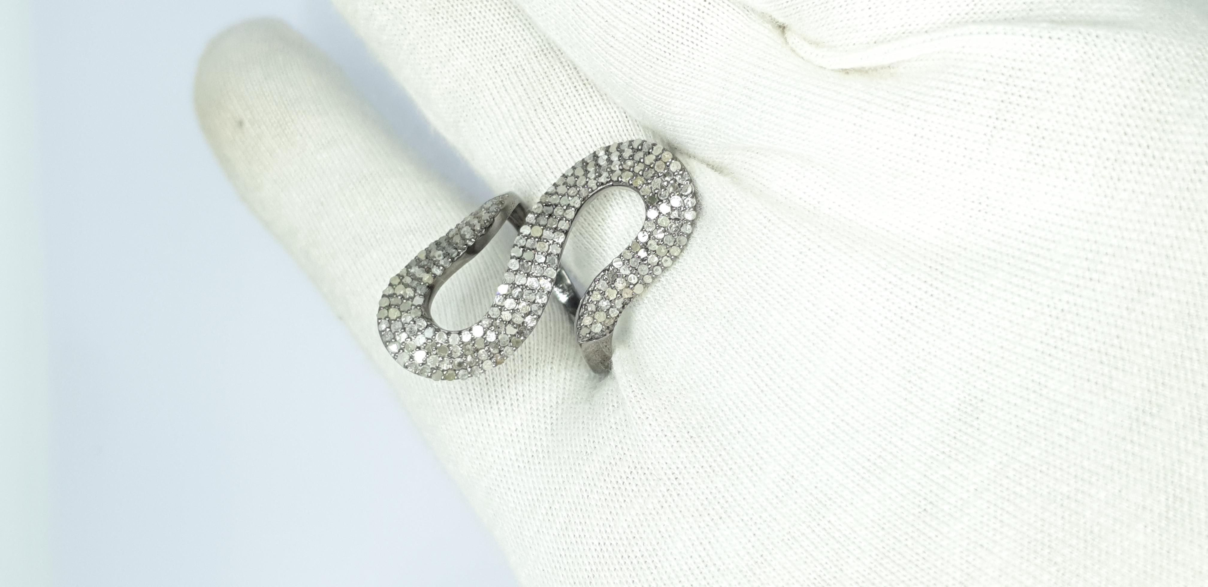 Pave Diamond Snake Shape Statement Ring For Christmas Gift For Women. In New Condition For Sale In Chicago, IL