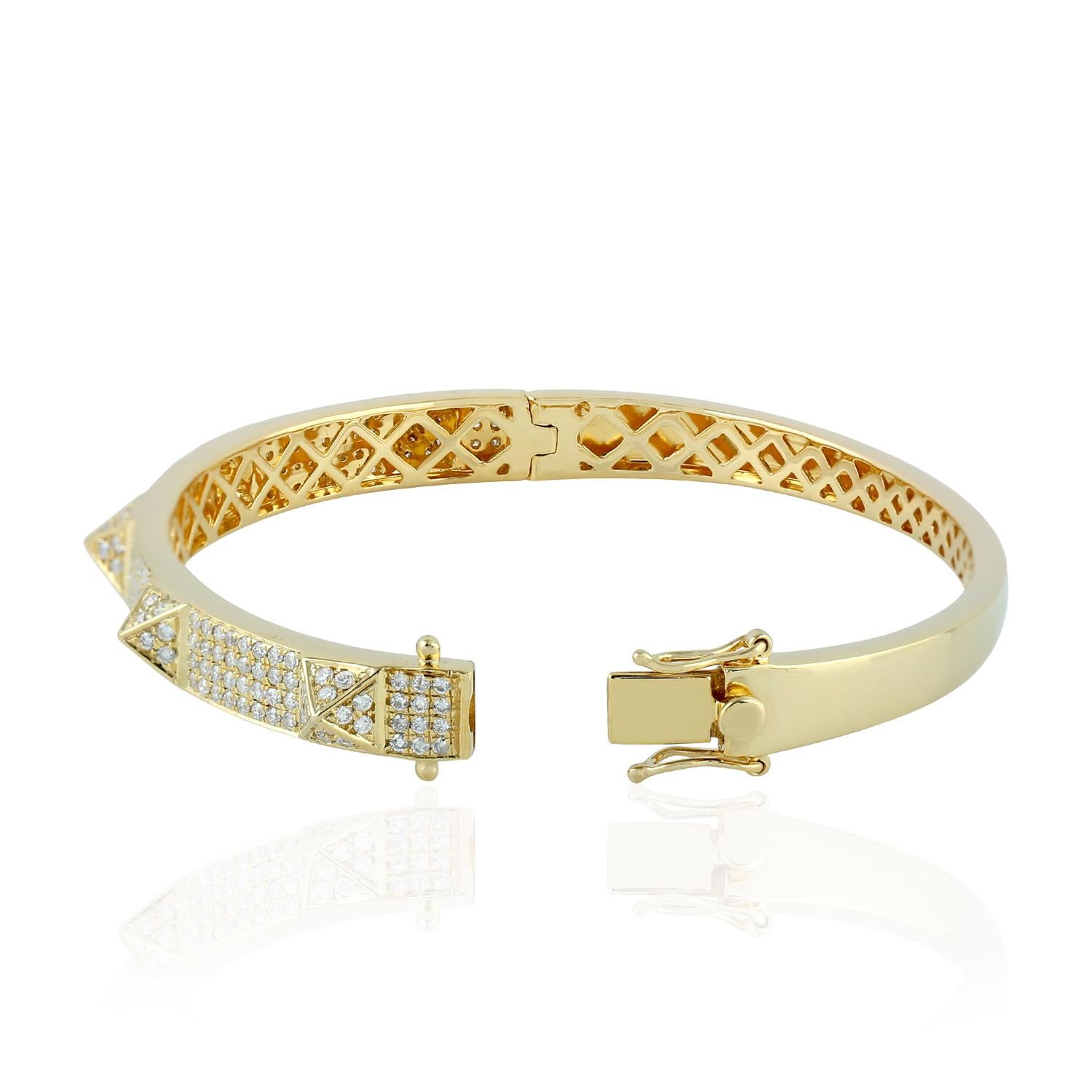 Art Nouveau Pave Diamond Spike Bangle Made In 18k Yellow Gold For Sale