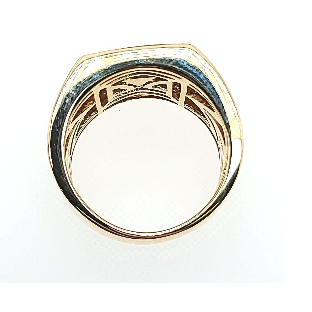 Quadratischer Top-Ring aus Gelbgold mit Pavé-Diamant für Damen oder Herren im Angebot