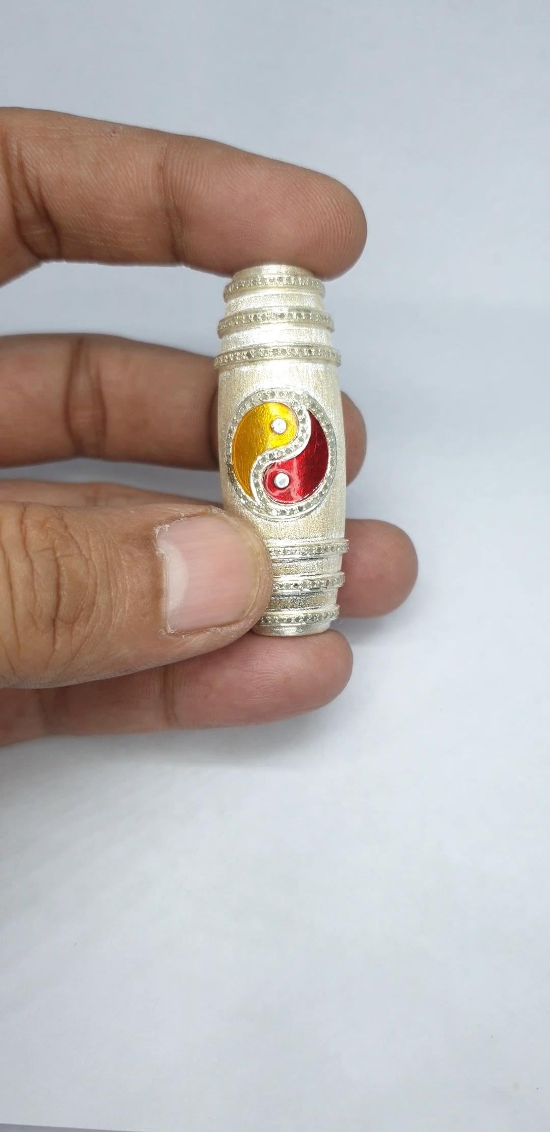 Women's or Men's Pave diamond textured silver yin yang pendant enamel Bracelet For Sale