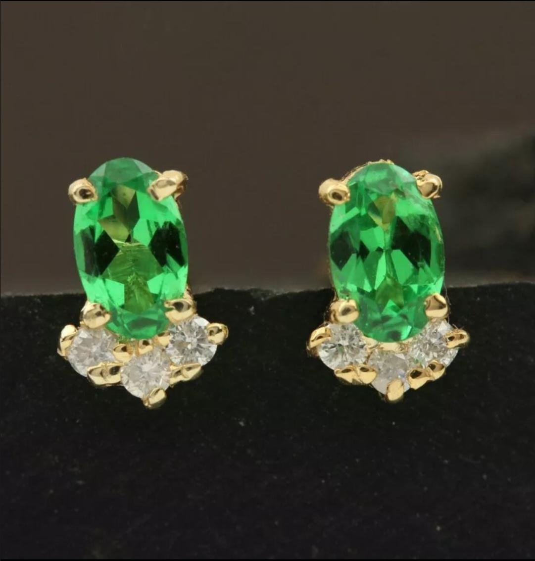 Round Cut Pave Diamond Tiny Stud Earring 14k Gold Tsavorite Garnet Minimalist Earring Gift For Sale