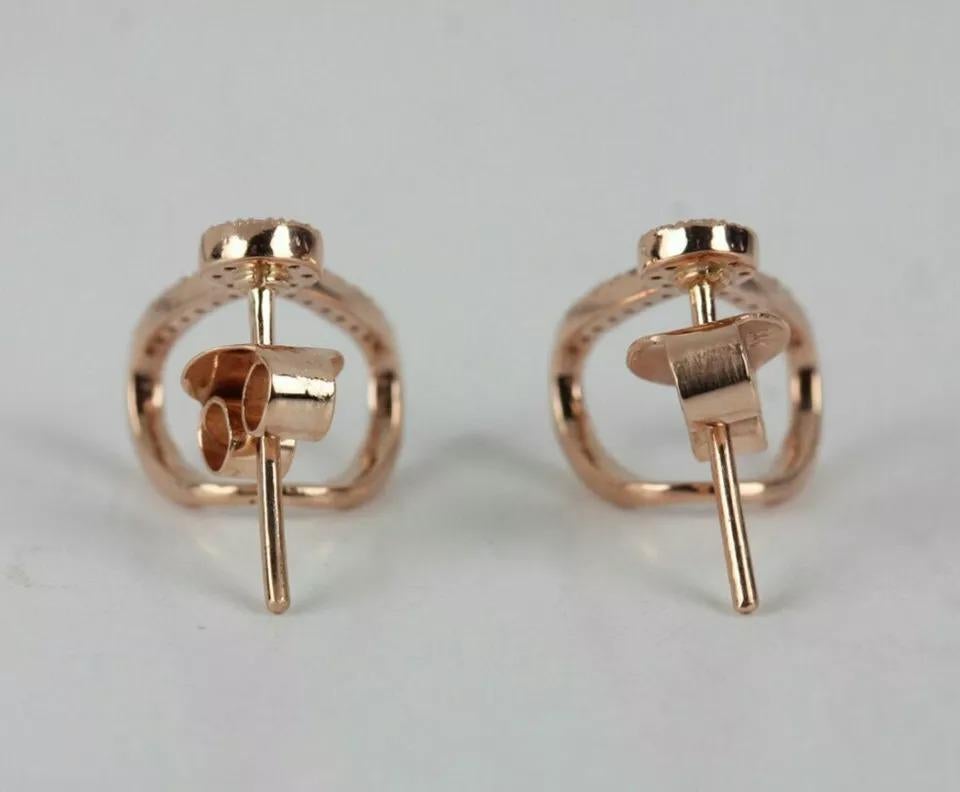 Pave Diamond Trendy Huggie Earring 14k Gold Earring Stud Minimalist Earring
Light weight can be worn everyday

Additional information:
Condition: New without tags: A brand-new, unused, and unworn item (including handmade items) that is not in