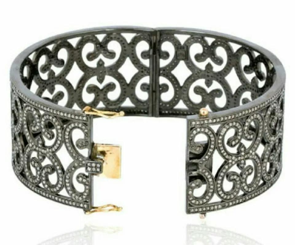 Pave Diamond Victorian Style Bracelet 925 Silver Diamond Wedding Day Gift Charm.
Light weight can be worn everyday

Additional information:
Condition: New without tags: A brand-new, unused, and unworn item (including handmade items) that is not in