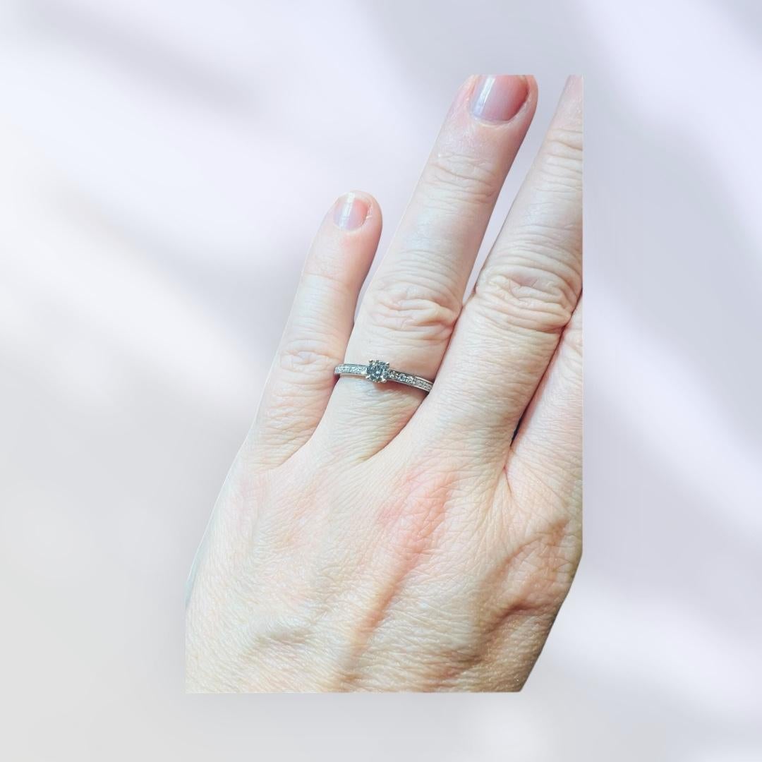 Pave diamonds ring, 18-carat white gold For Sale 4