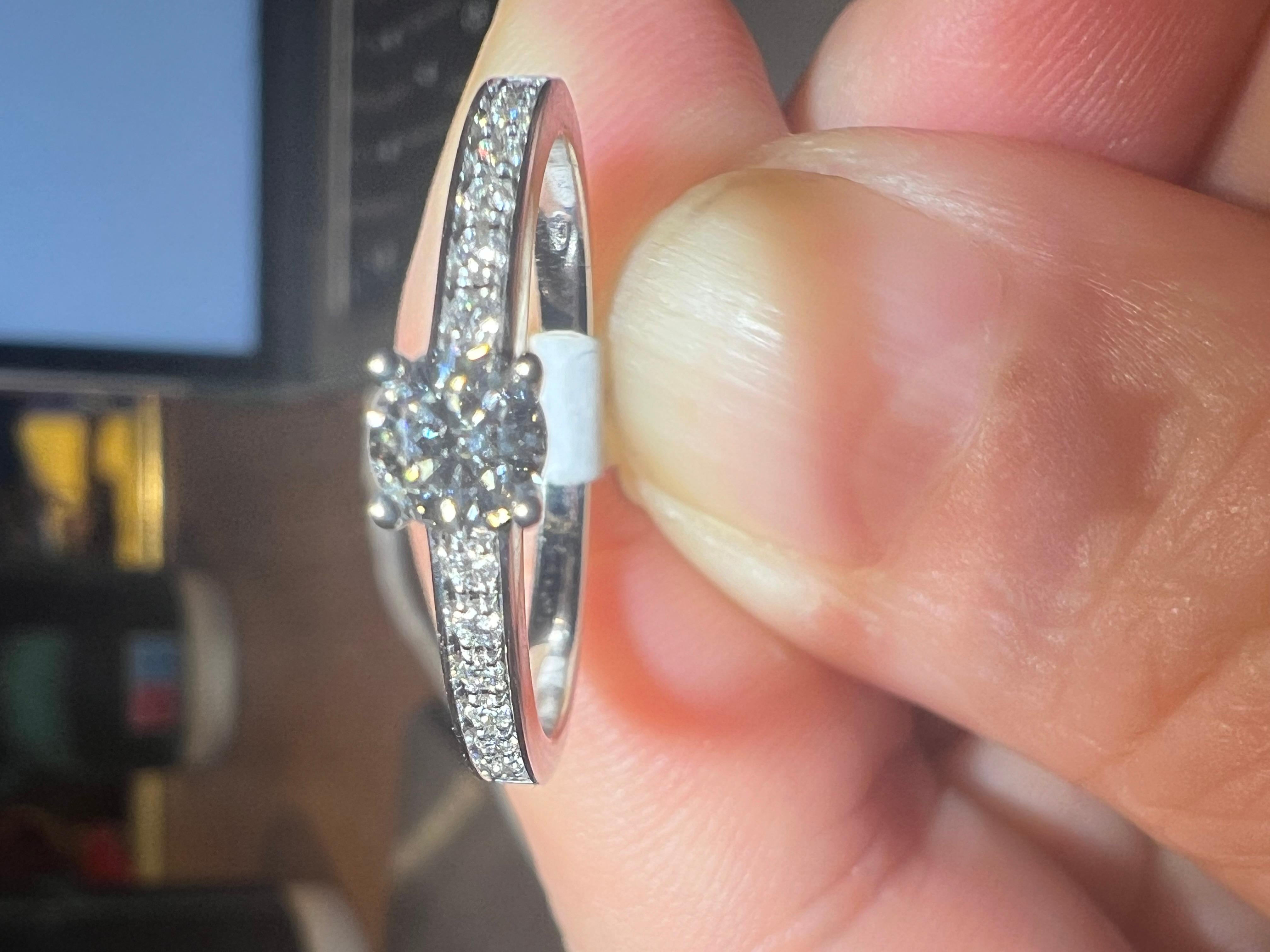 Pave diamonds ring, 18-carat white gold For Sale 8
