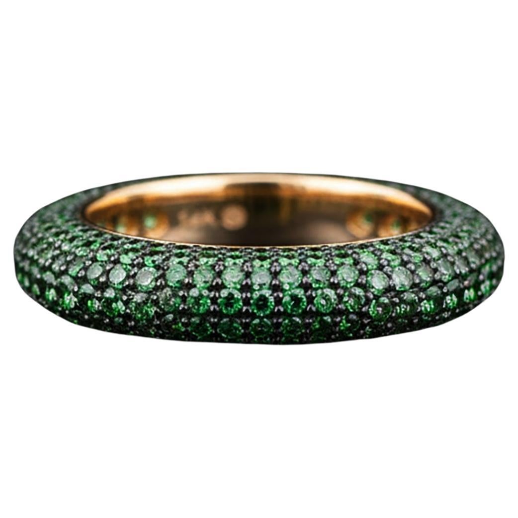 Anello a cupola in oro giallo 14K (o 18k su richiesta) con smeraldo in pavé