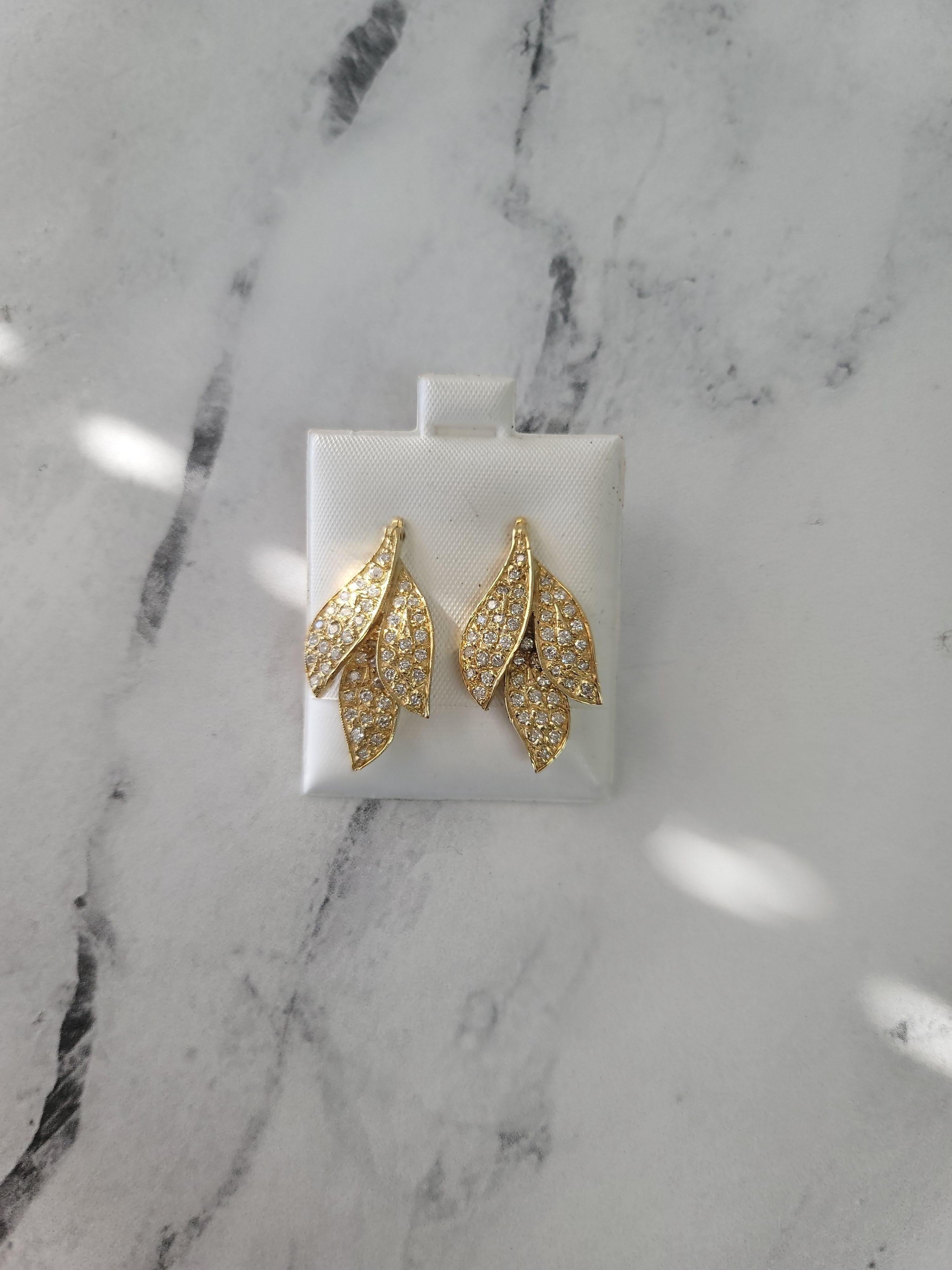 Pave Leaf Shaped Diamond Earrings 1.00cttw 14k Yellow Gold In New Condition For Sale In Sugar Land, TX