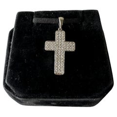Pendentif croix en or blanc 14 carats avec diamants naturels pavés, 1,03 ctw, neuf