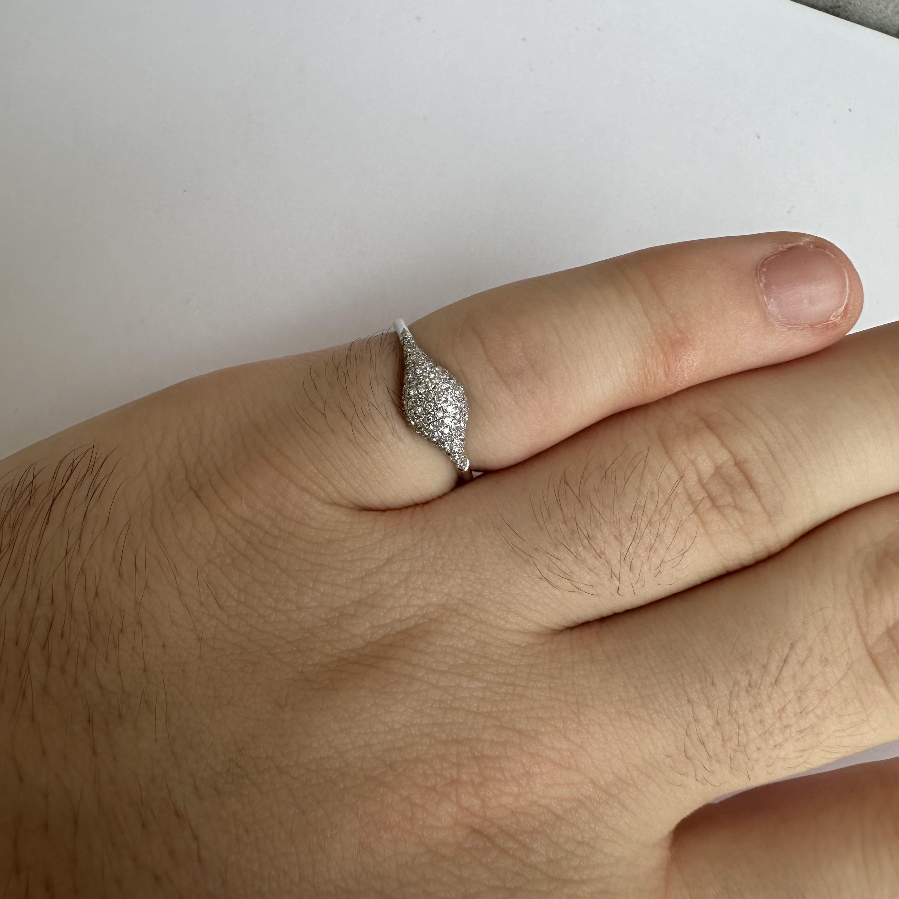 Pave Natural Diamond Signet Ring in 14kt White Gold - 0.25ctw, Size 7, New In New Condition In West Hempstead, NY
