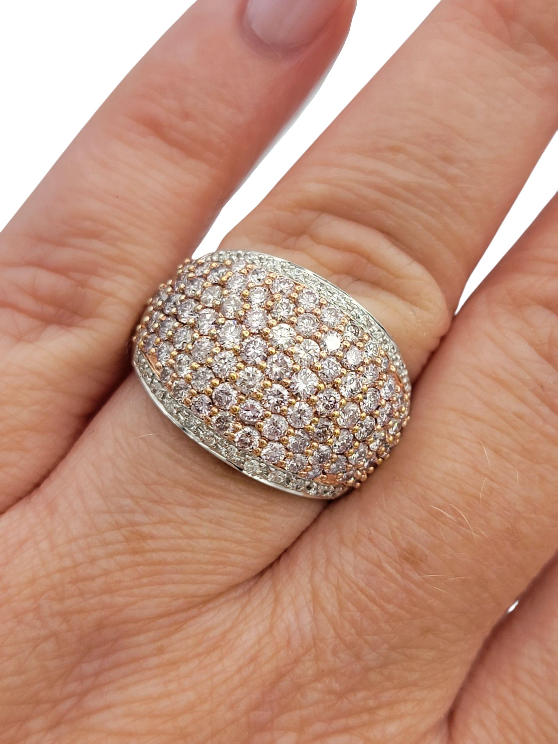 Anello da cocktail a cupola con diamanti bianchi e rosa pavé in oro bianco e rosa 14 carati in vendita 3