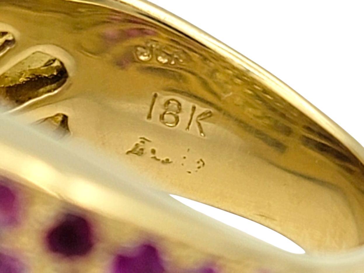 Anello a fascia ondulata con zaffiro Rainbow Pavé e diamante in oro giallo 18 carati in vendita 4