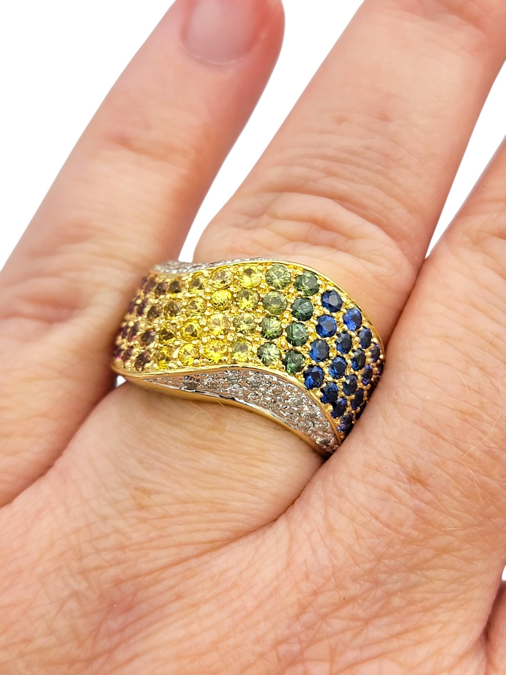 Anello a fascia ondulata con zaffiro Rainbow Pavé e diamante in oro giallo 18 carati in vendita 6