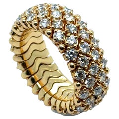 Pavé Ring with Diamonds in 18 Karat Red Gold