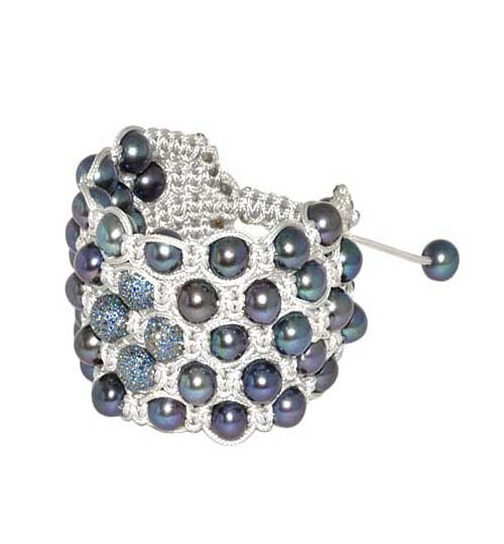 Pave Saphir Perlen & Perle Makramee-Armband aus Silber (Gemischter Schliff) im Angebot