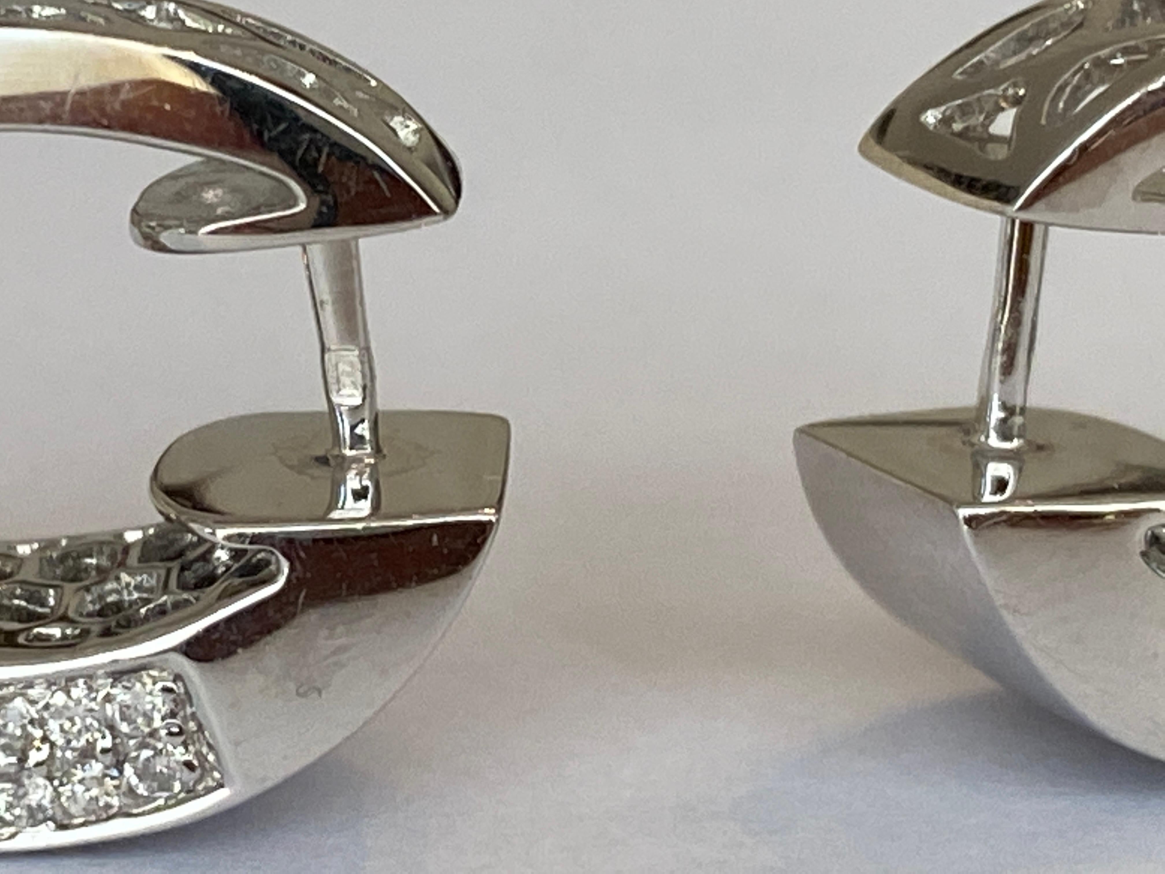 Orecchini a clip in oro e diamanti da 1,40 ct con incastonatura a pavé in vendita 4