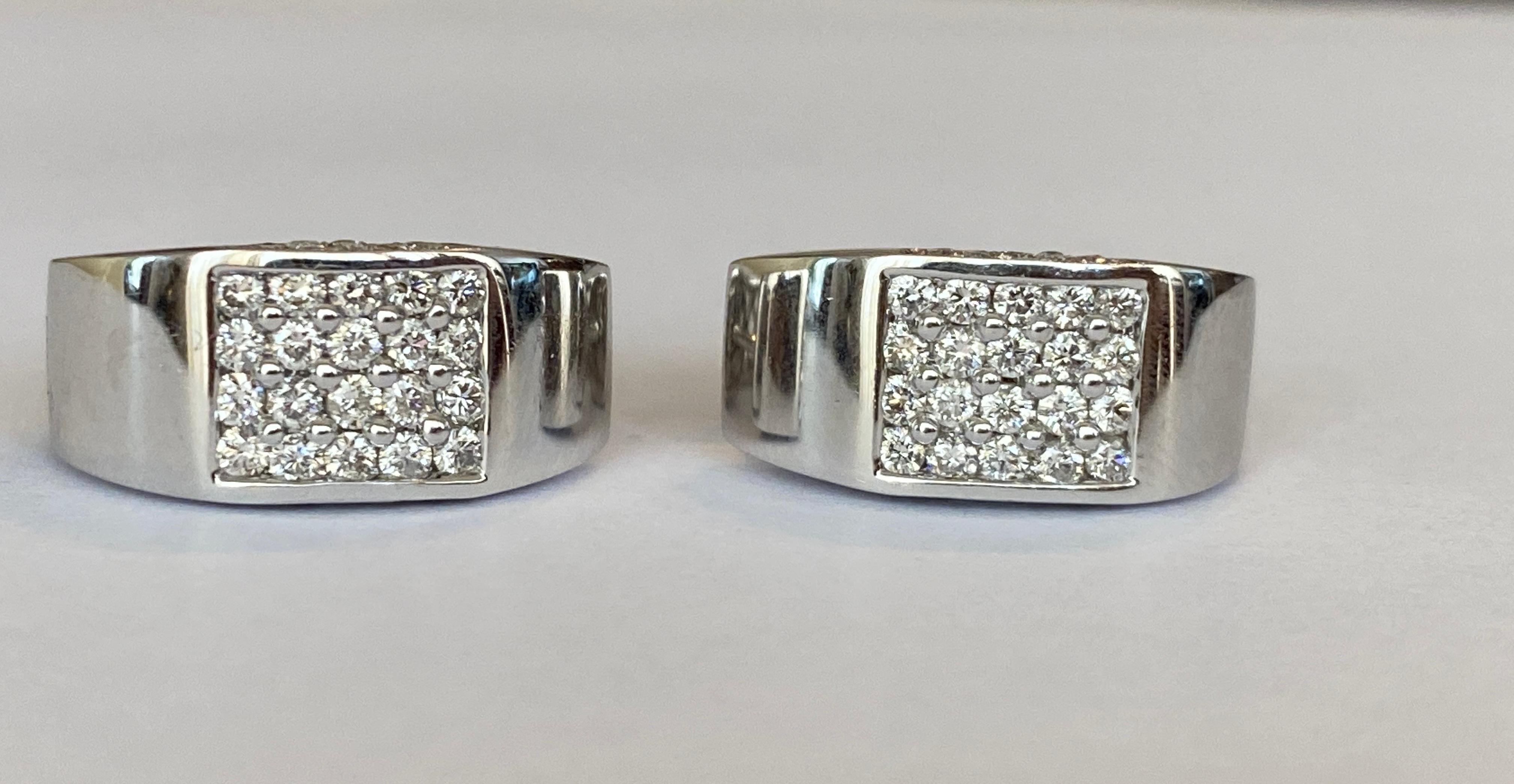 Offerto in buone condizioni, orecchini design 18 kt sul lato anteriore e laterale con incastonatura 80  diamanti taglio brillante di 1,40 ct di qualità G/VS/SI.
Contenuto d'oro: 18 kt (con marchio)  750
40 diamanti taglio brillante: 0,80 ct G/VS/SI 