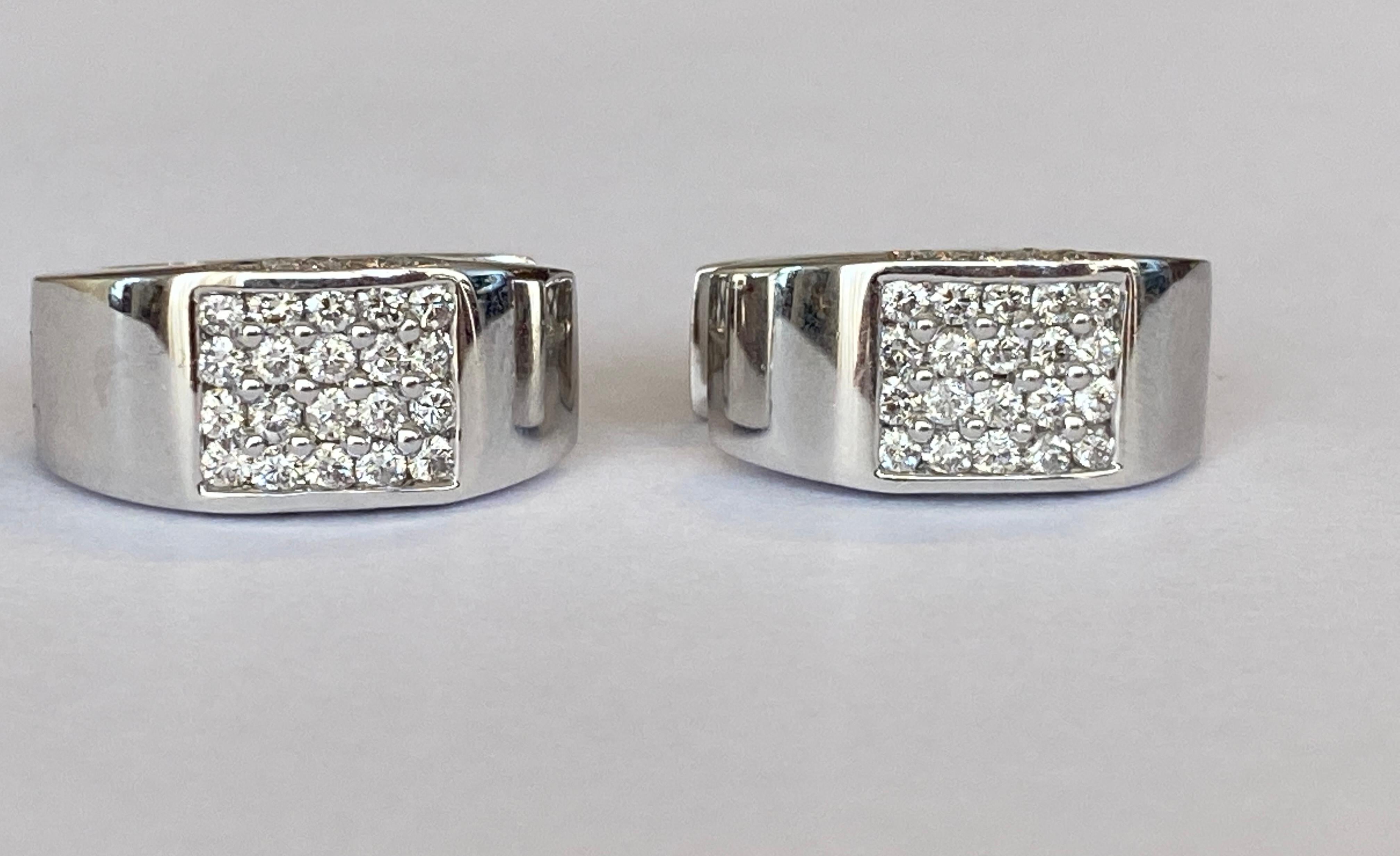 Contemporaneo Orecchini a clip in oro e diamanti da 1,40 ct con incastonatura a pavé in vendita