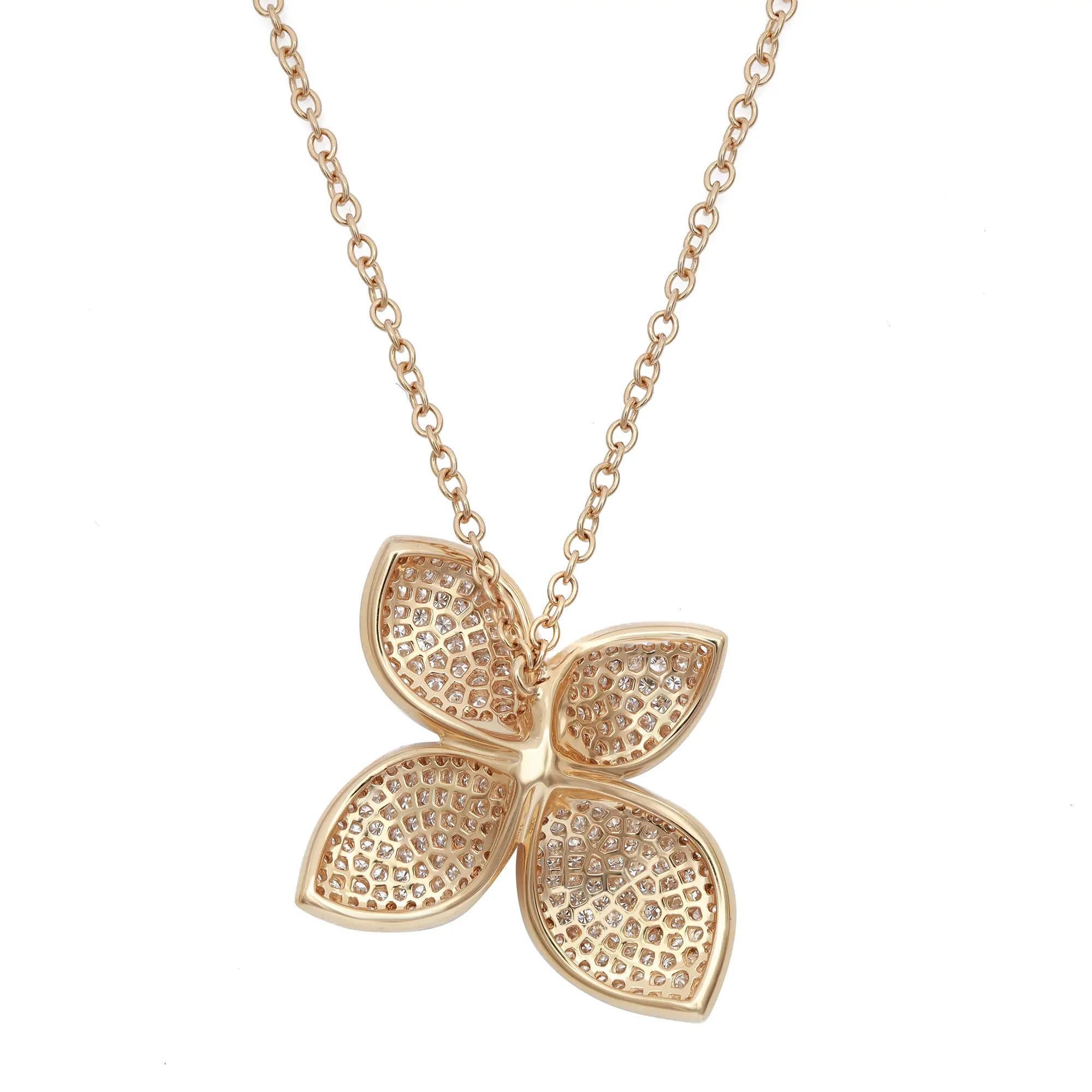 Pave Set Round Cut Diamond Flower Pendant Necklace 18K Yellow Gold 1.07Cttw In New Condition For Sale In New York, NY