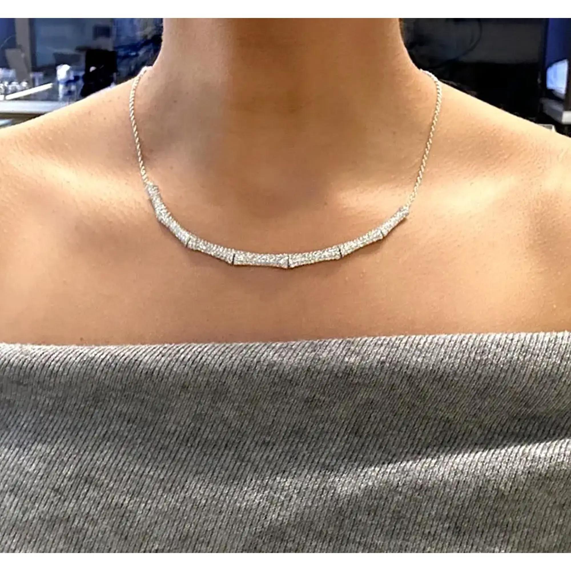 Collana con diamanti taglio rotondo Pave Set in oro bianco 14K 4.20Cttw In condizioni Nuovo in vendita a New York, NY