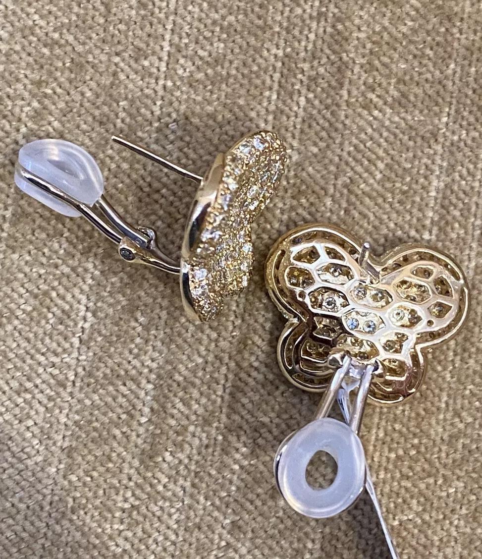 Pavé Yellow Diamond Butterfly Earrings 3.35 carat total in 18k Yellow Gold In Excellent Condition For Sale In La Jolla, CA