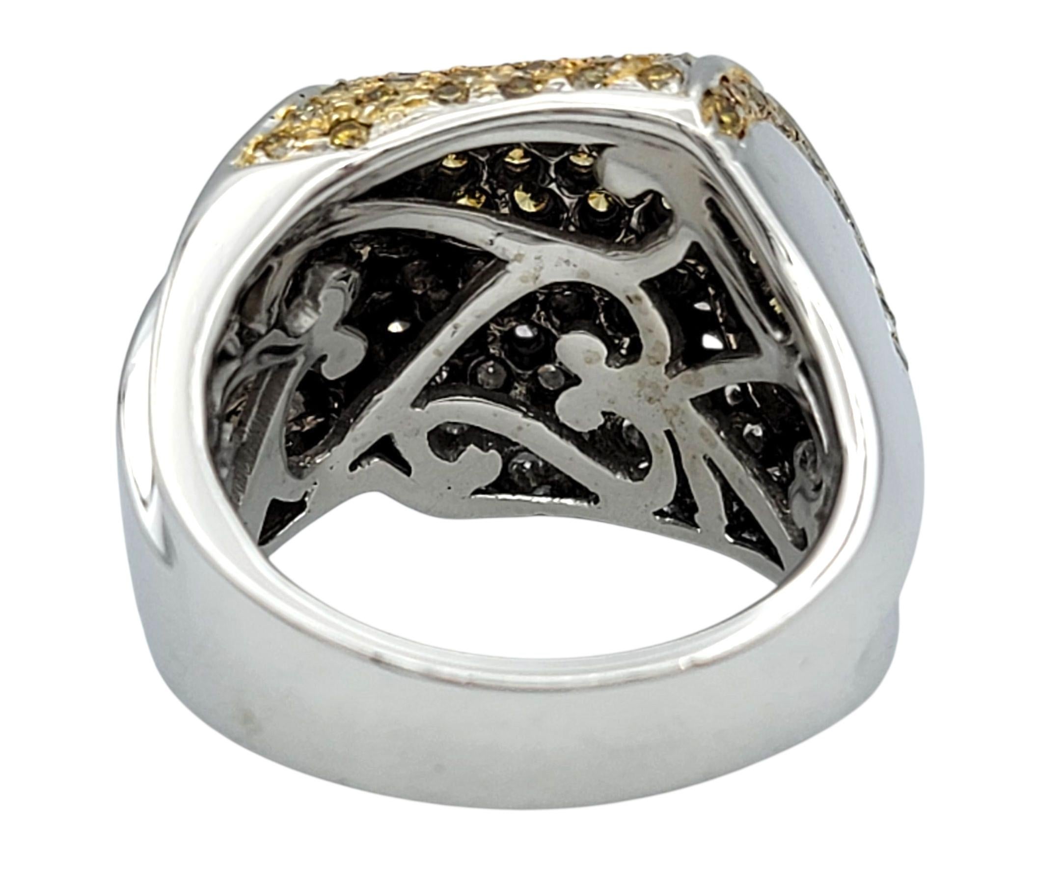 Gestapelter Statement-Ring mit Pavé aus gelbem Saphir und Diamant aus zweifarbigem 14-karätigem Gold im Angebot 2