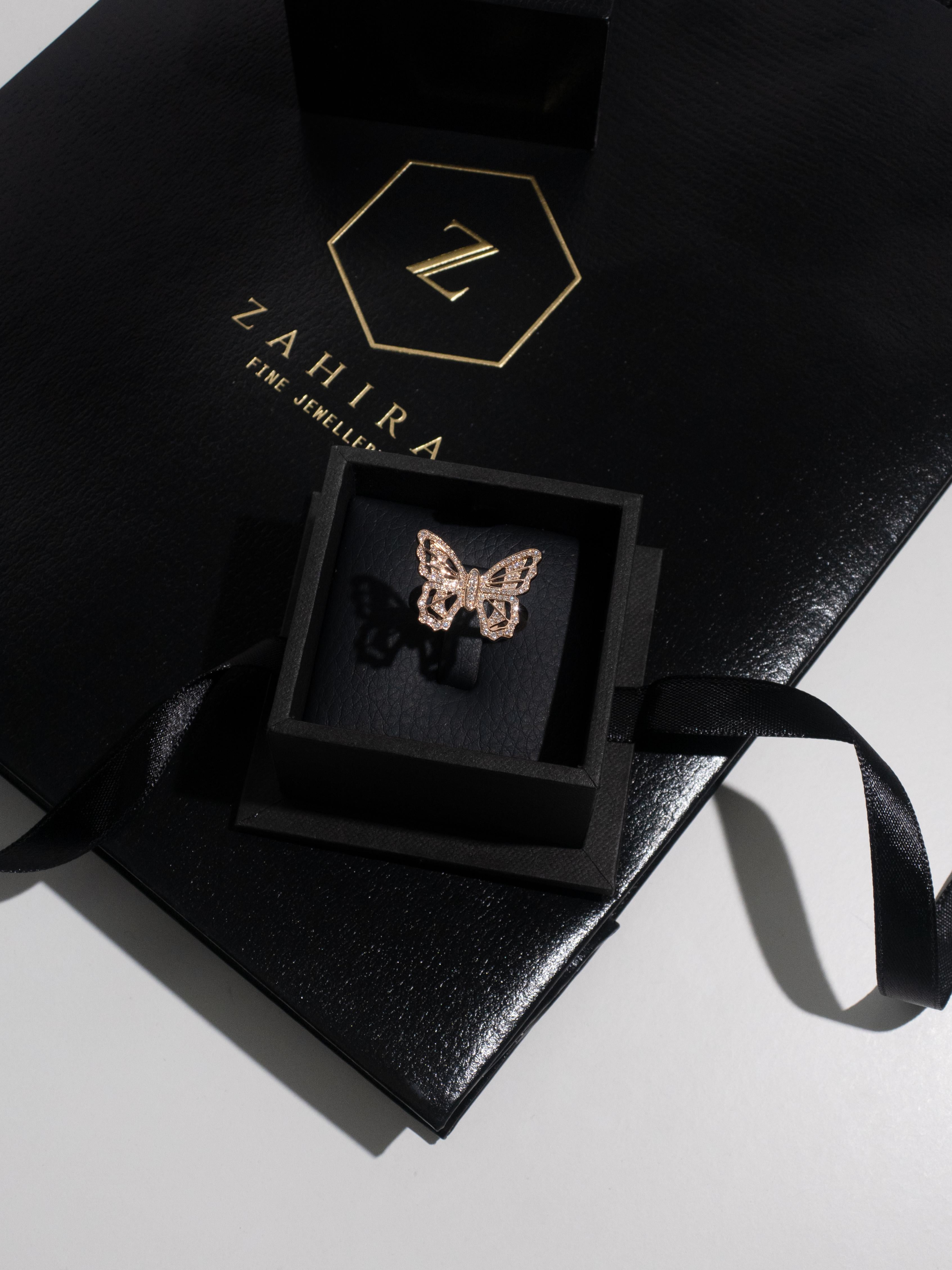 Anello con farfalla di diamanti con pavé in oro rosa 18 carati in vendita 4