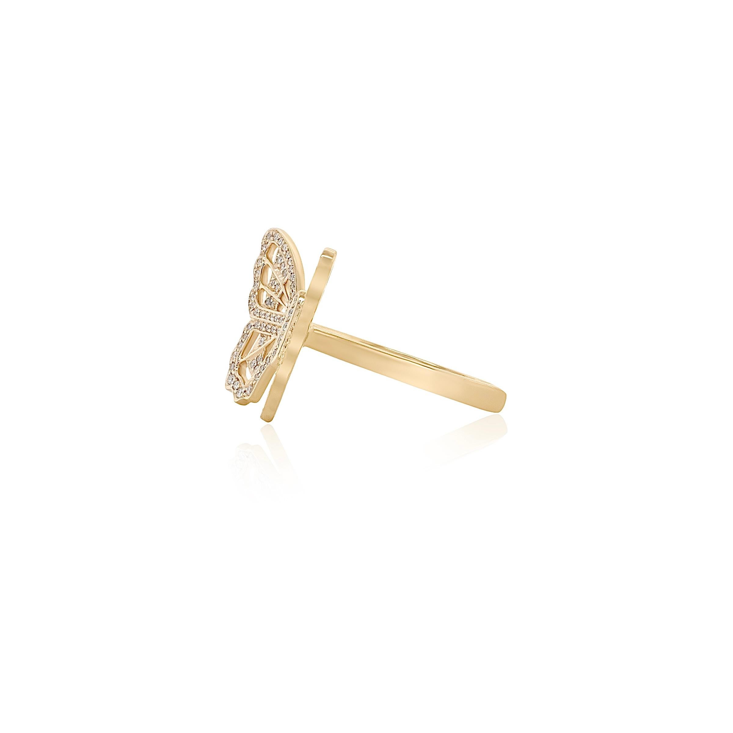 Moderne Bague en or jaune 18k avec diamant pavé en vente