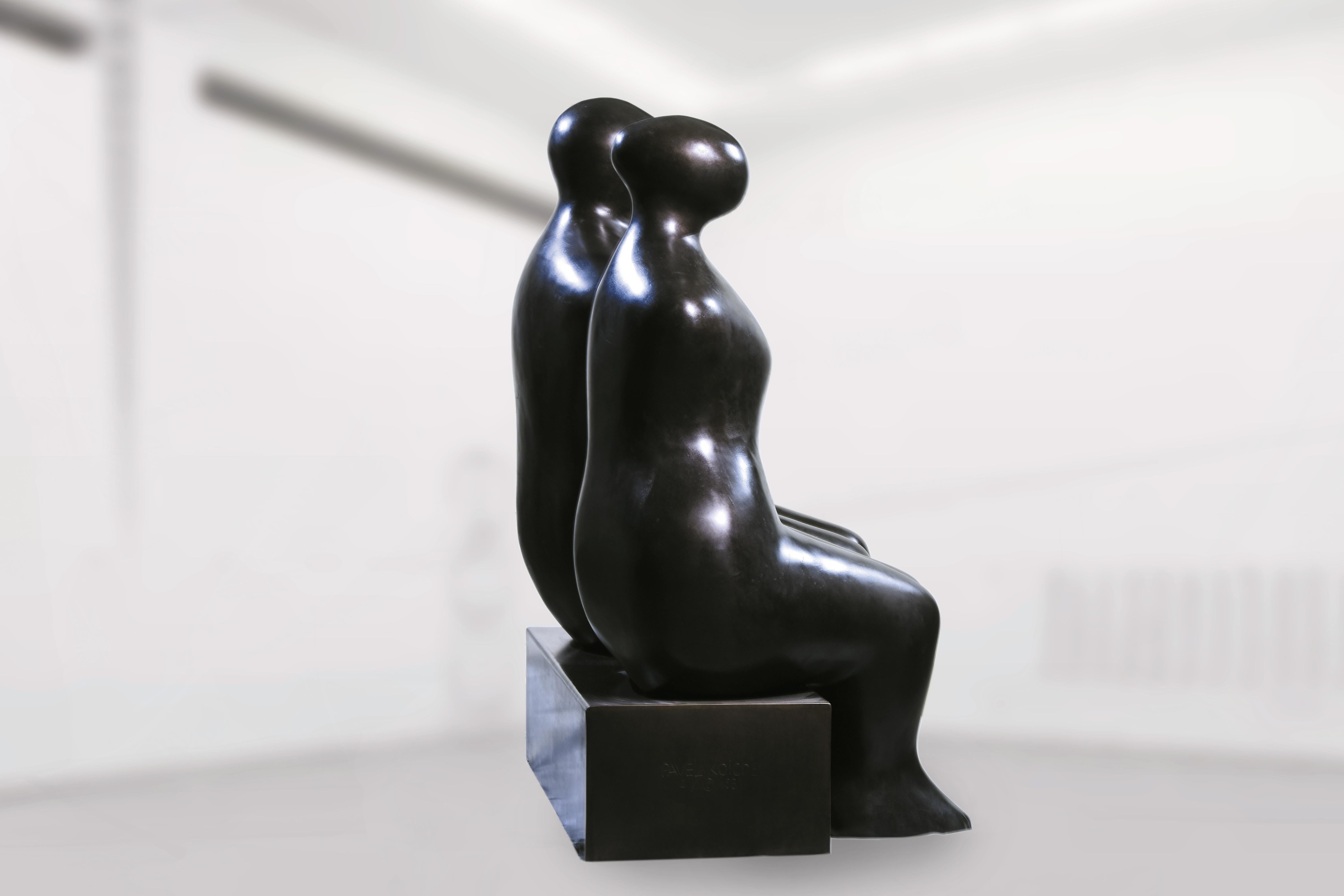 Seated Couple - Sculptures  Figurative Sculptures Man Woman Bronze Patina Dark  1