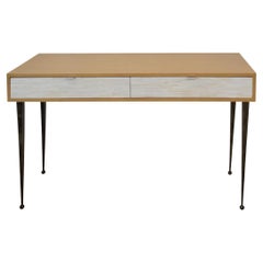 Bureau Pavia moderne à 2 tiroirs en verre ivoire et chêne blanc par Ercole Home