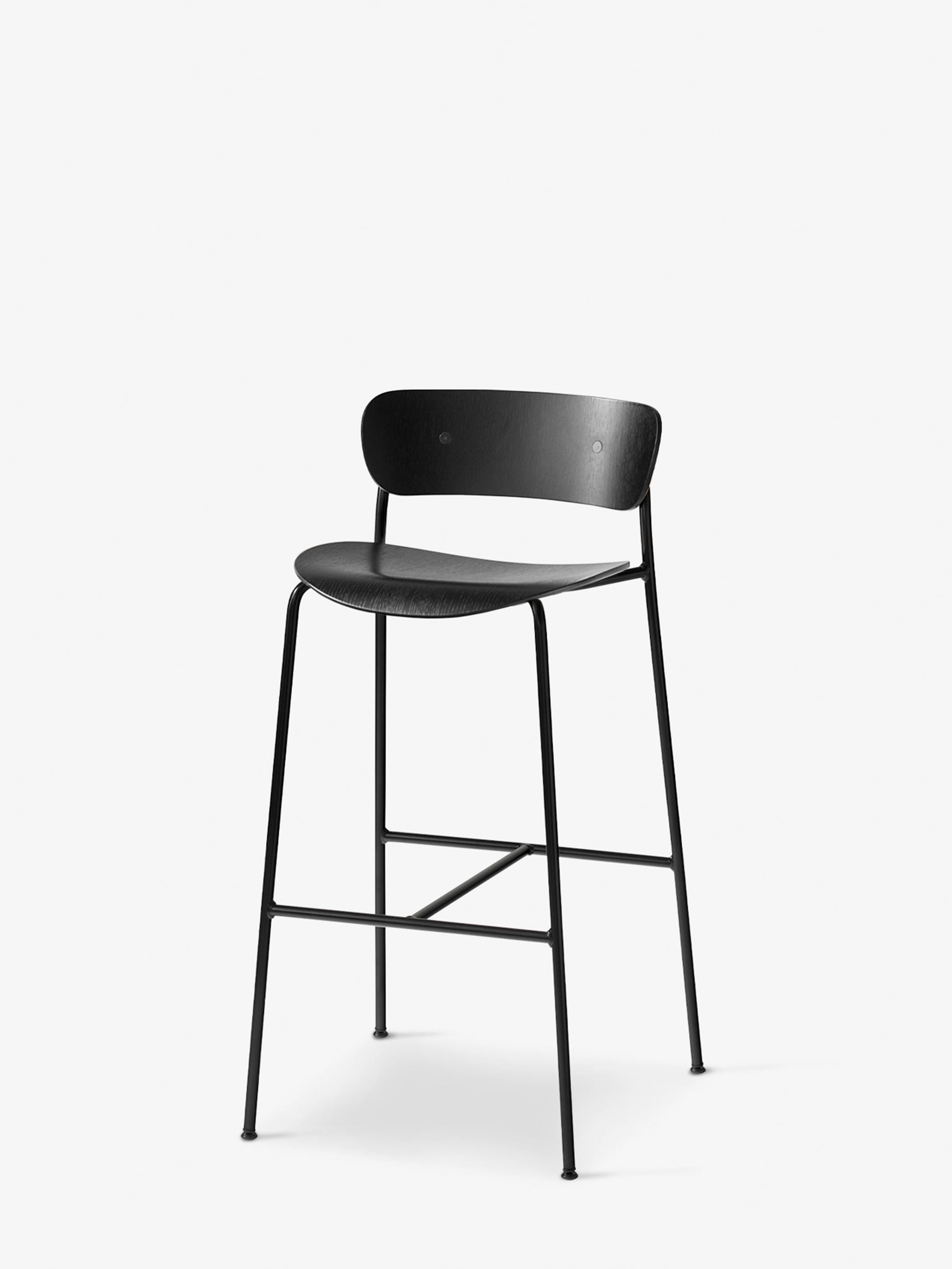 legless bar stools