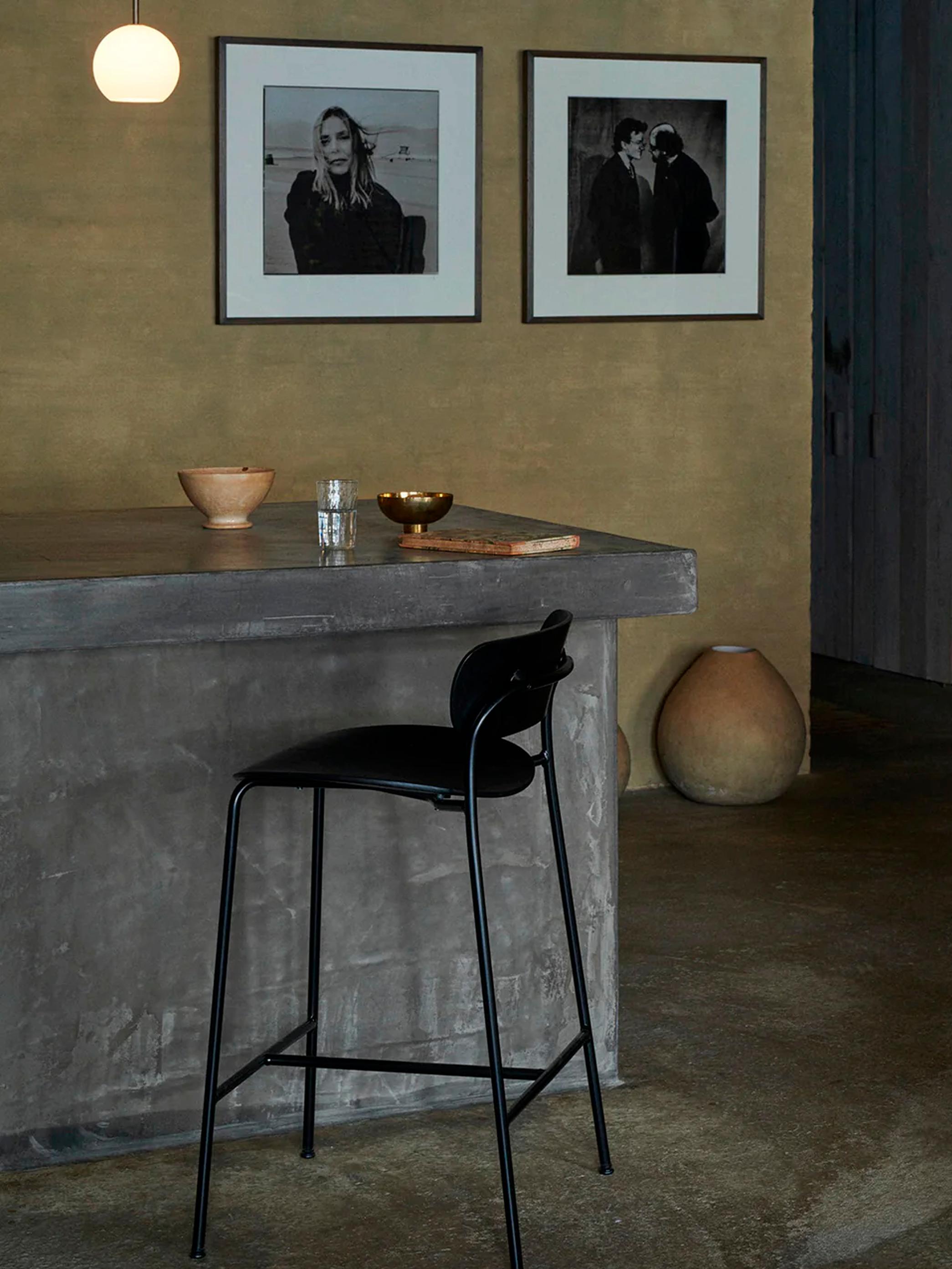 Veneer Pavilion AV9 Bar Stool in Black Steel/Black Oak by Anderssen&Voll for &Tradition For Sale