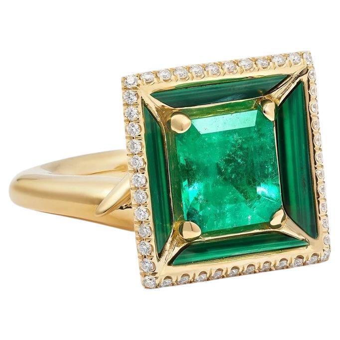 Pavilion Ring in 18k Gold with Emerald, Diamond Trim & Malachite Inlay For Sale