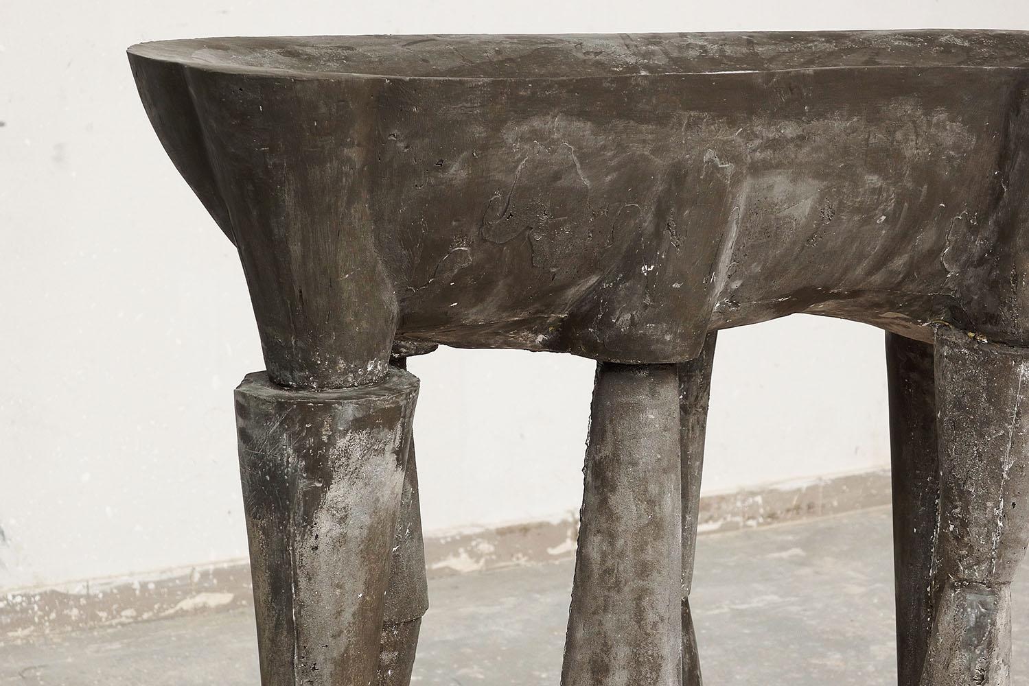 Altar von Pavlína Kvita - halbabstrakte Skulptur, einzigartiges Werk im Angebot 2