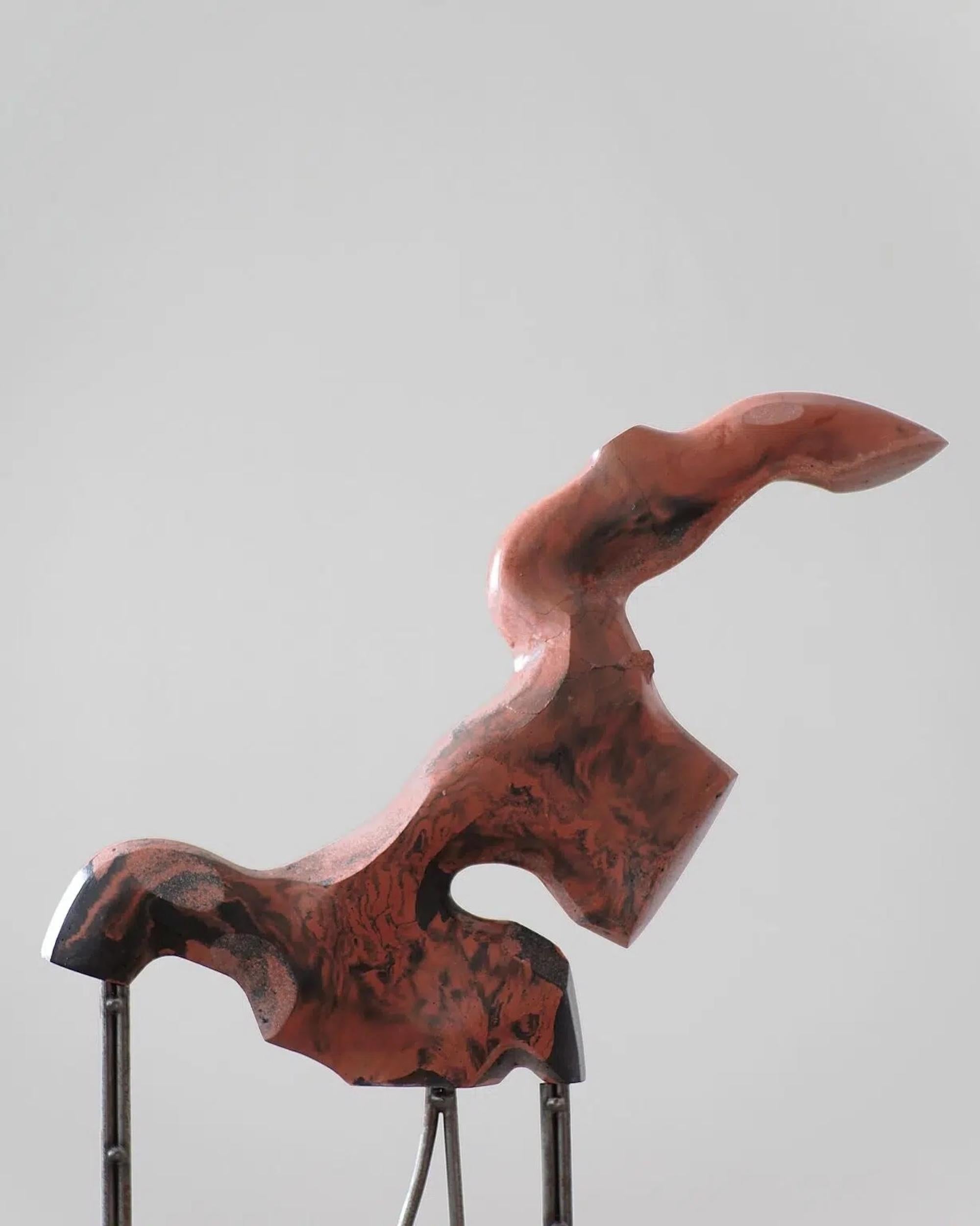 Coral II par Pavlína Kvita - Art extérieur, sculpture à grande échelle, rouge en vente 5