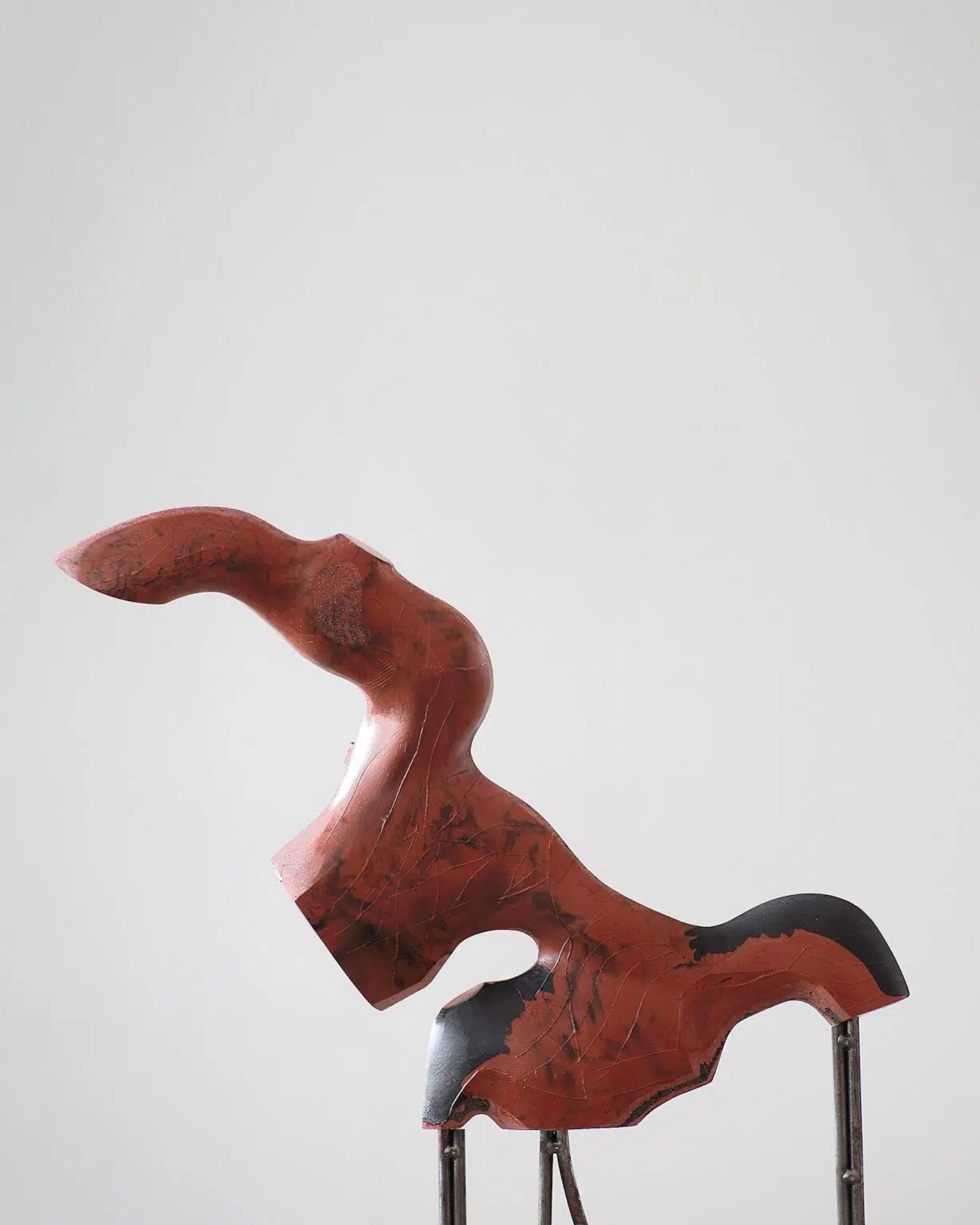 Coral II par Pavlína Kvita - Art extérieur, sculpture à grande échelle, rouge en vente 7