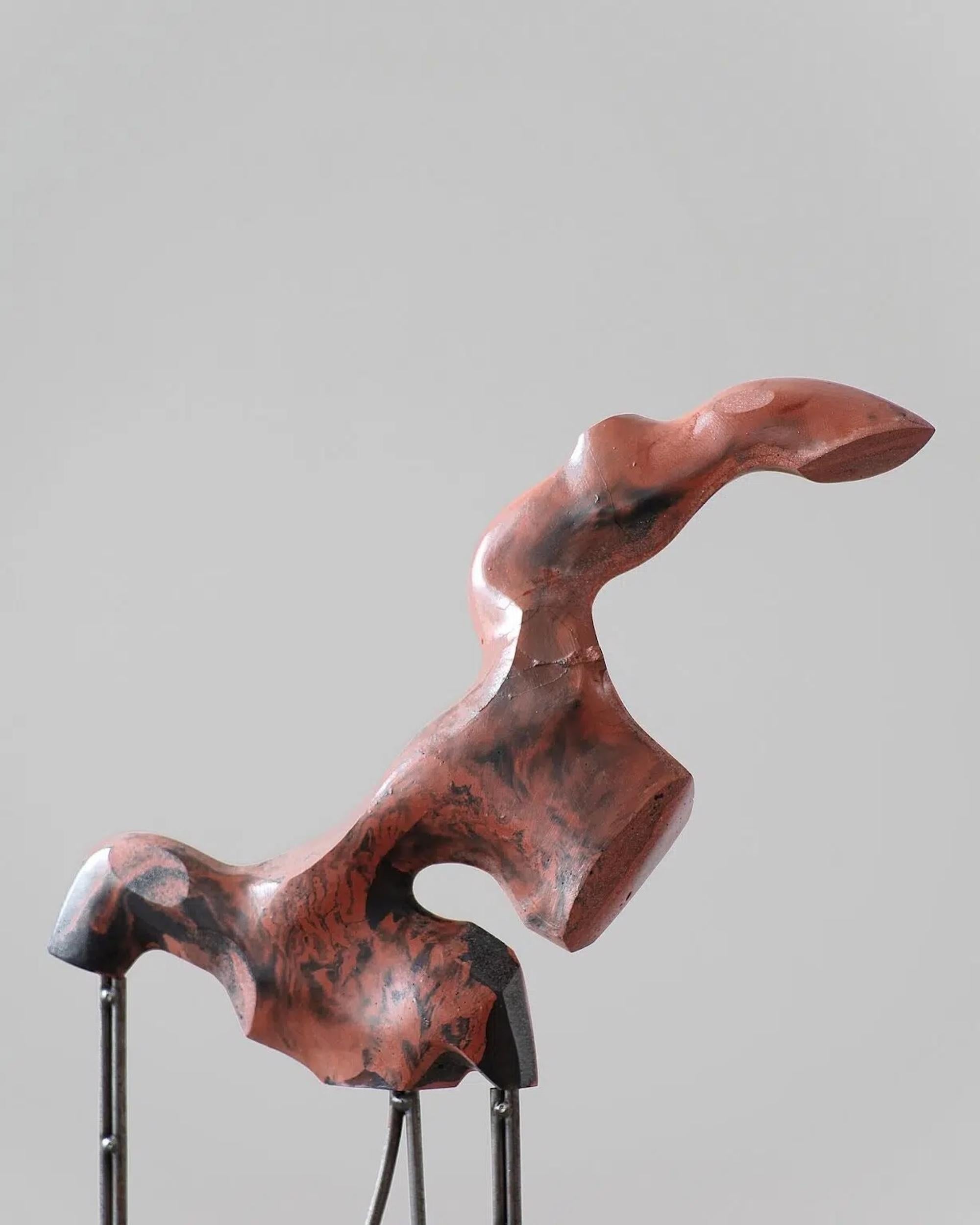 Coral II par Pavlína Kvita - Art extérieur, sculpture à grande échelle, rouge en vente 8