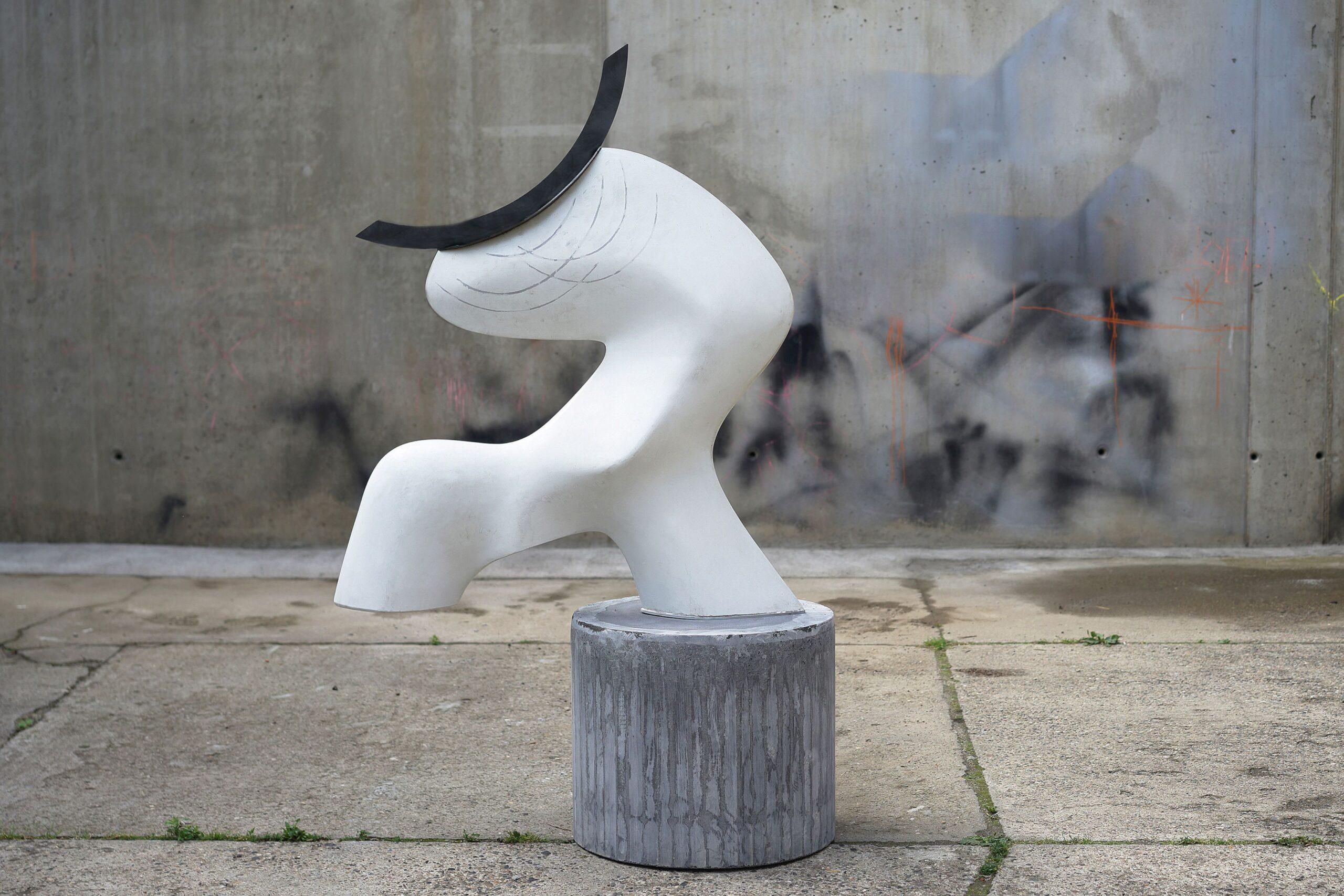 Halfmoon by Pavlína Kvita - Contemporary sculpture, unique work, black & white For Sale 6