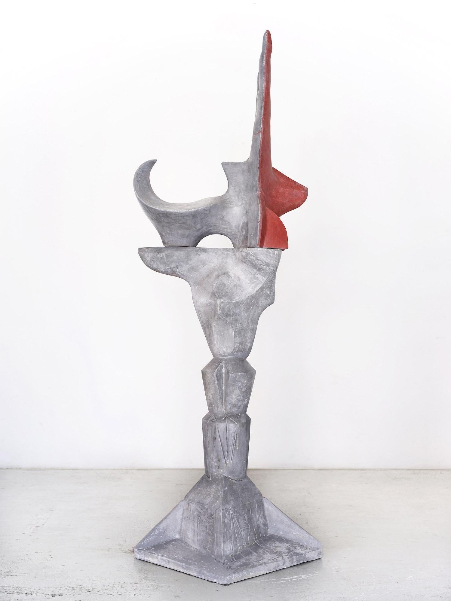 Pilier fantôme de Pavlína Kvita - Sculpture contemporaine, unique, extérieure, rouge en vente 4
