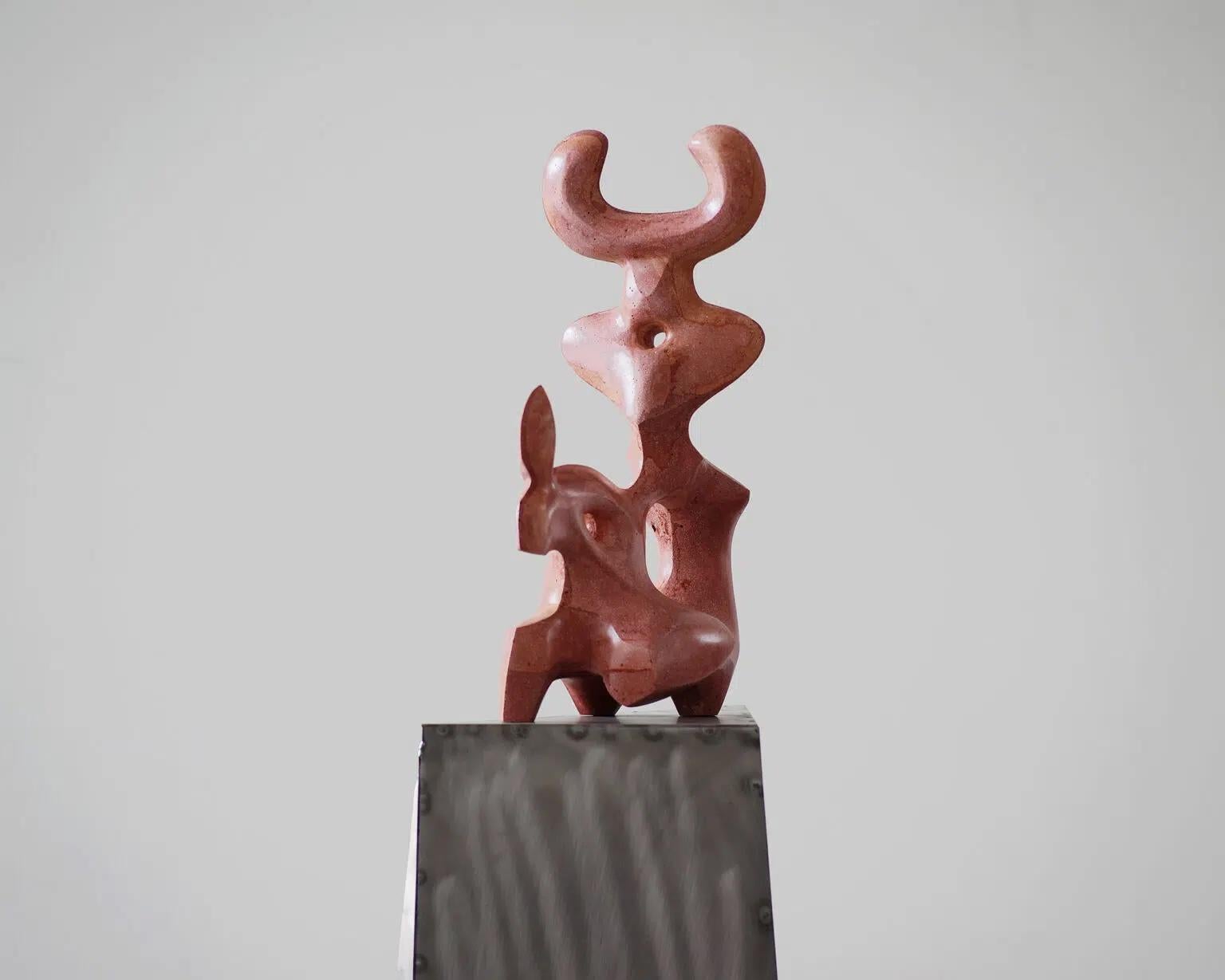 Skelet II von Pavlína Kvita - Zeitgenössische Skulptur, großformatig, rot im Angebot 5