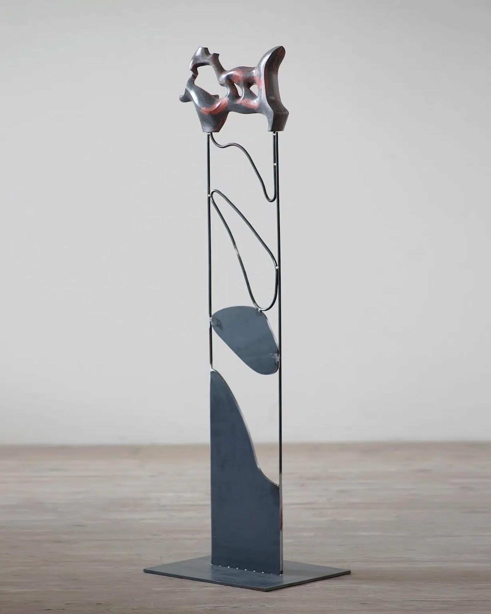 Transform I von Pavlína Kvita - Zeitgenössische Skulptur, großformatig, rot im Angebot 3