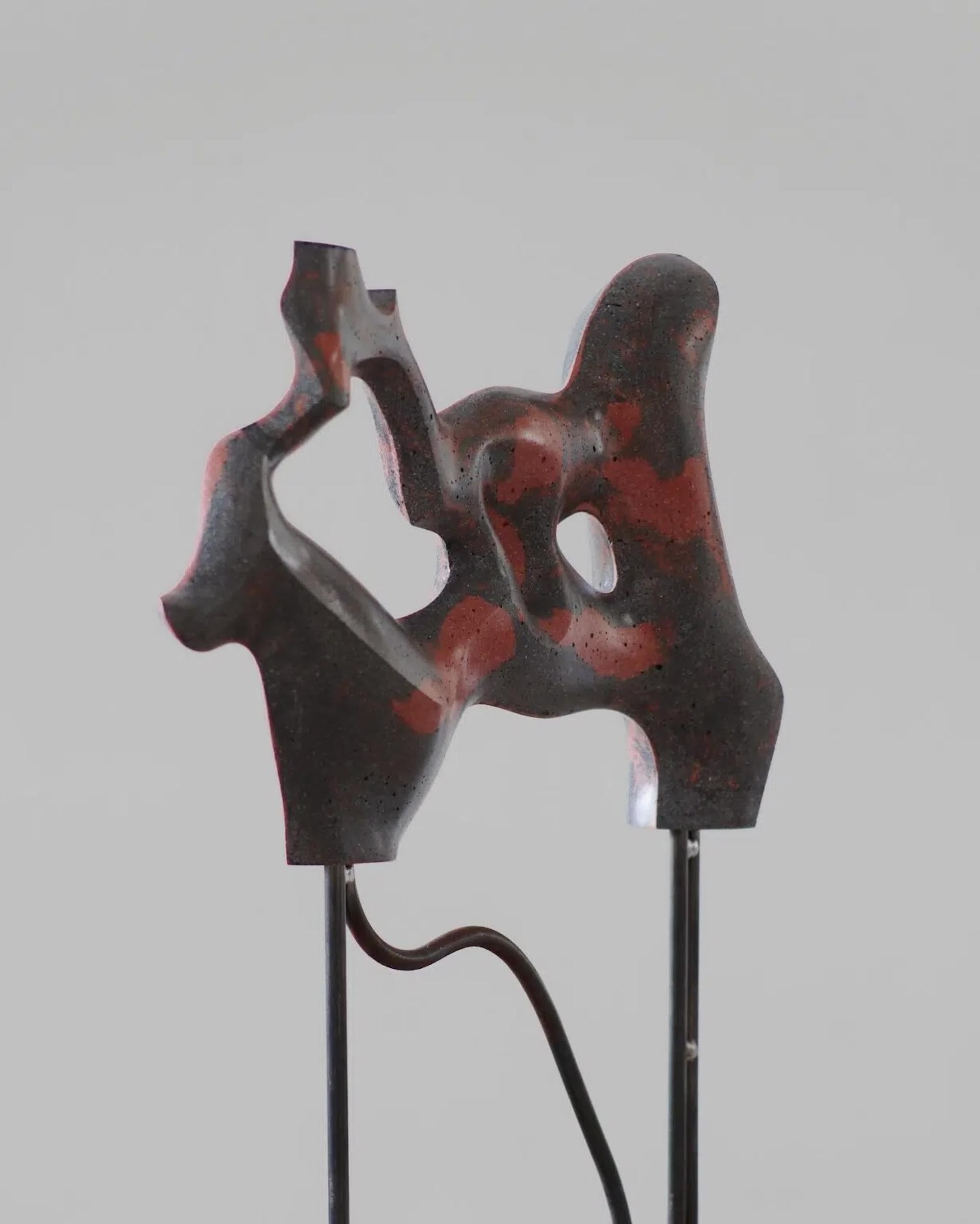 Transform I von Pavlína Kvita - Zeitgenössische Skulptur, großformatig, rot im Angebot 5