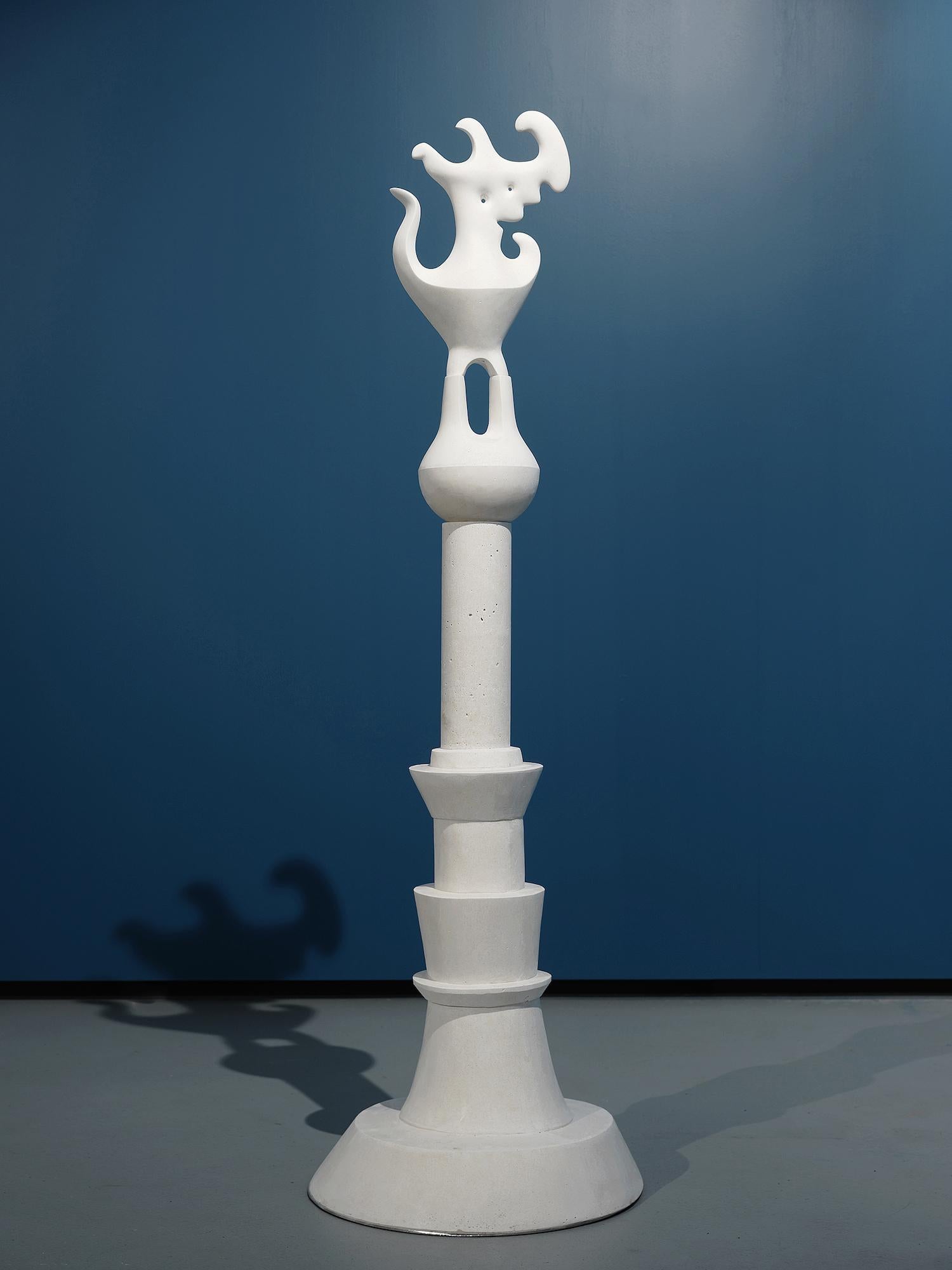 Weiße Amphora von Pavlína Kvita - Zeitgenössische Skulptur, einzigartiges Werk im Angebot 7